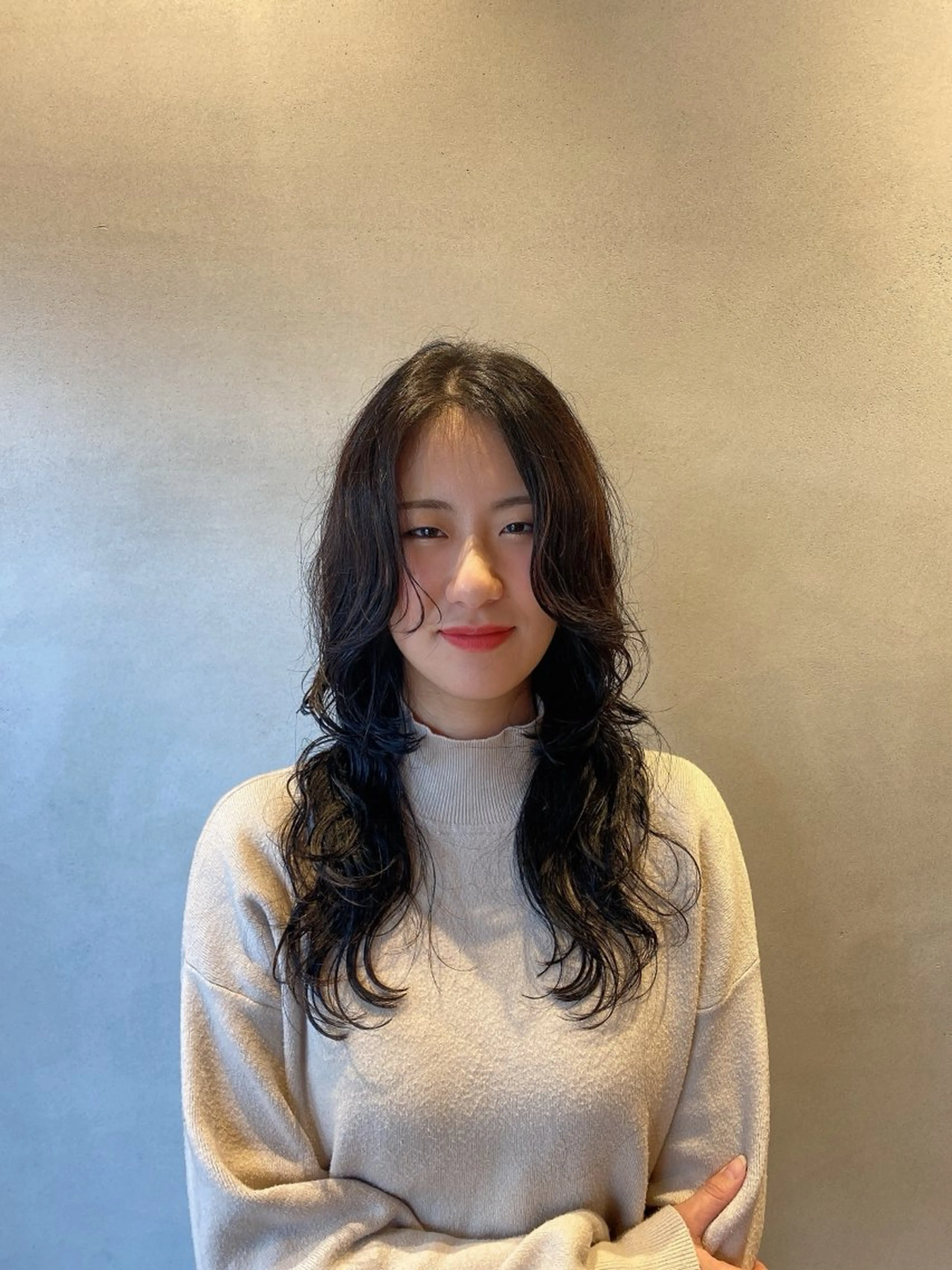 ロング ロング ウルフカット Canage minimoのヘアスタイル