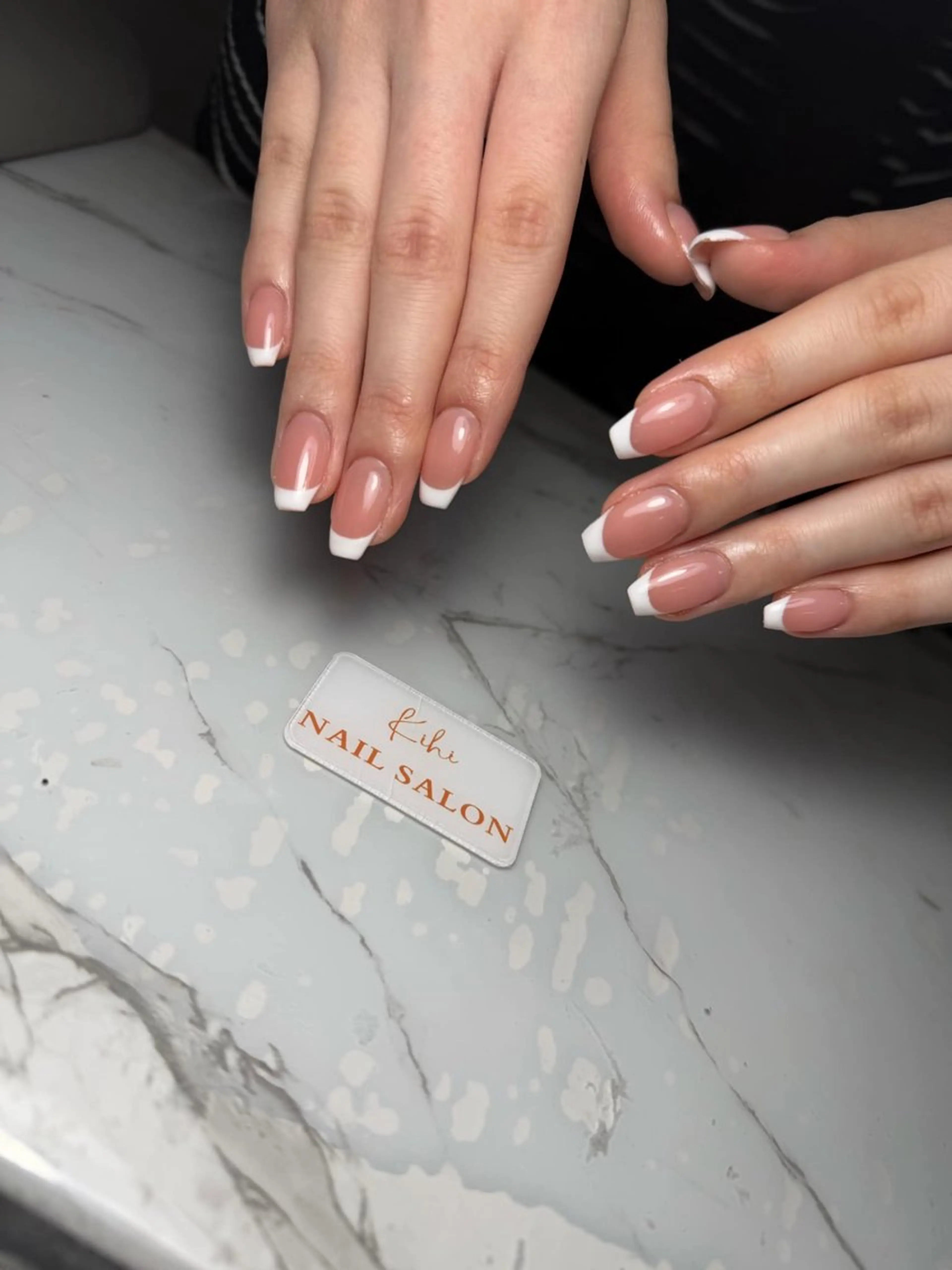 ネイル アートネイル フレンチネイル ジェルネイル グラデーション 韓国ネイル ハンドネイル ハンドケア さくら💮💮 【オフ無料】のネイルデザイン