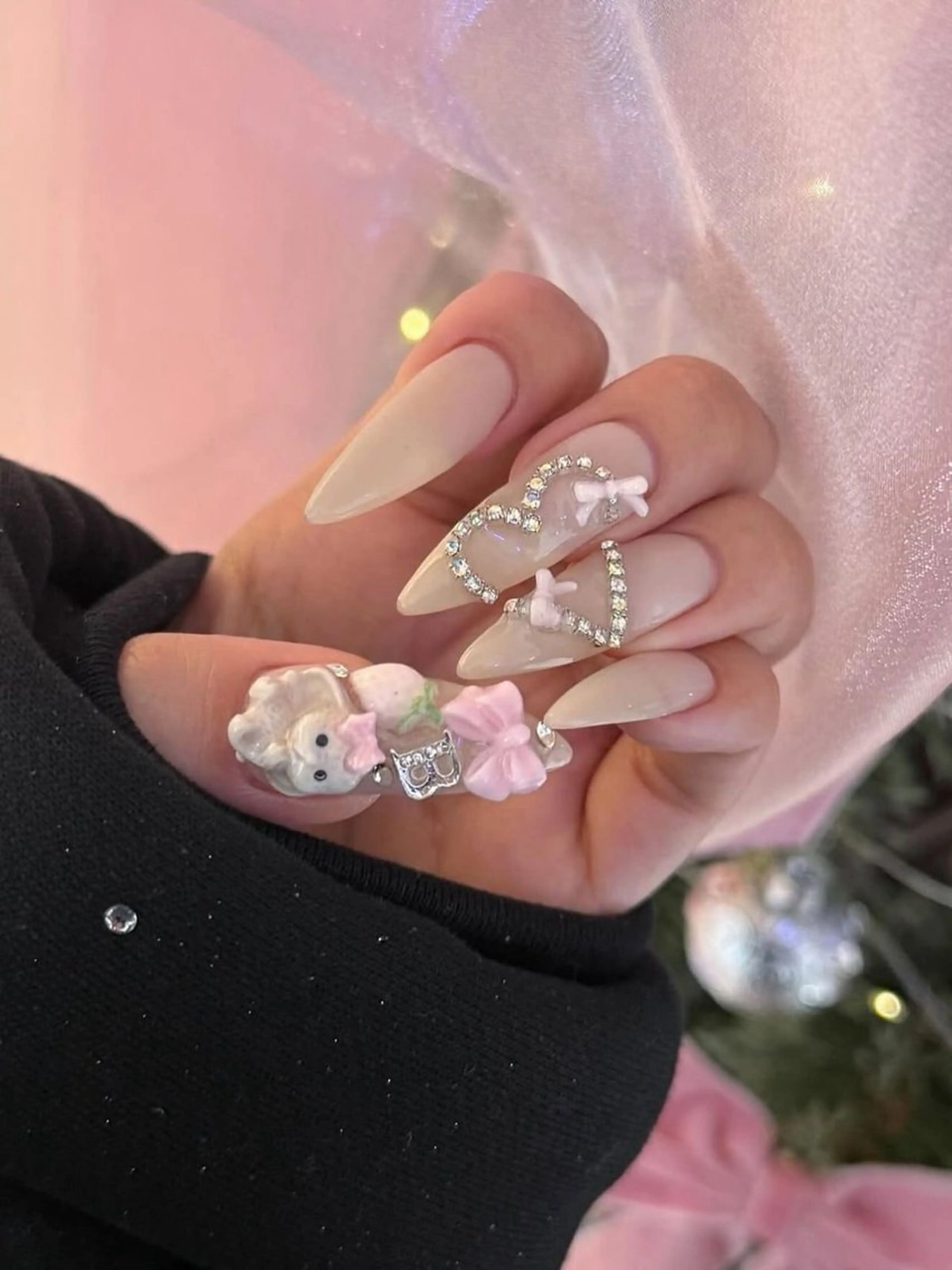 ネイル アートネイル 長さ出し ジェルネイル 韓国ネイル マグネットネイル ハンドネイル Cloudy Chan Nailのネイルデザイン