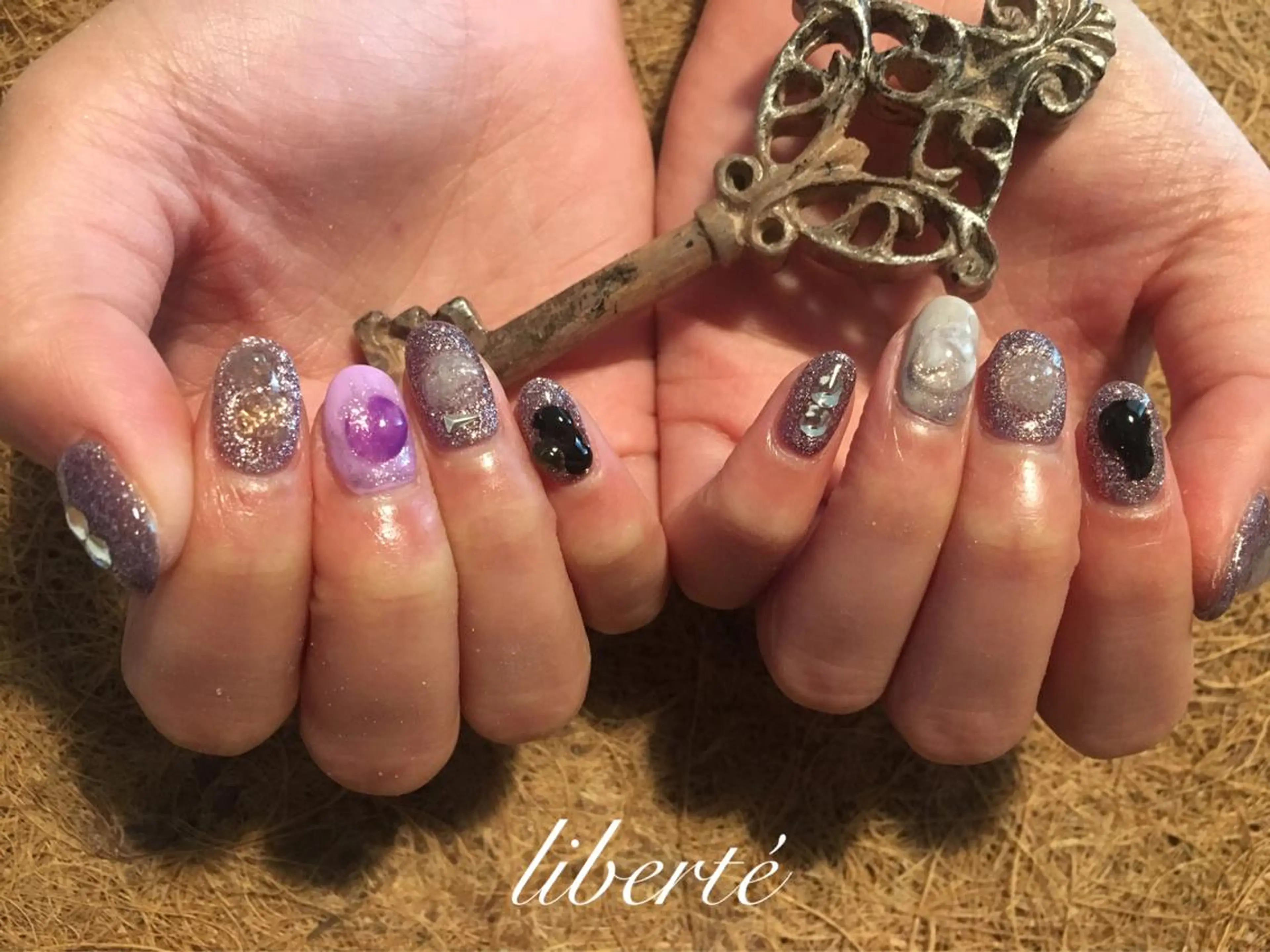 ネイル liberté (リベルテ)のネイルデザイン