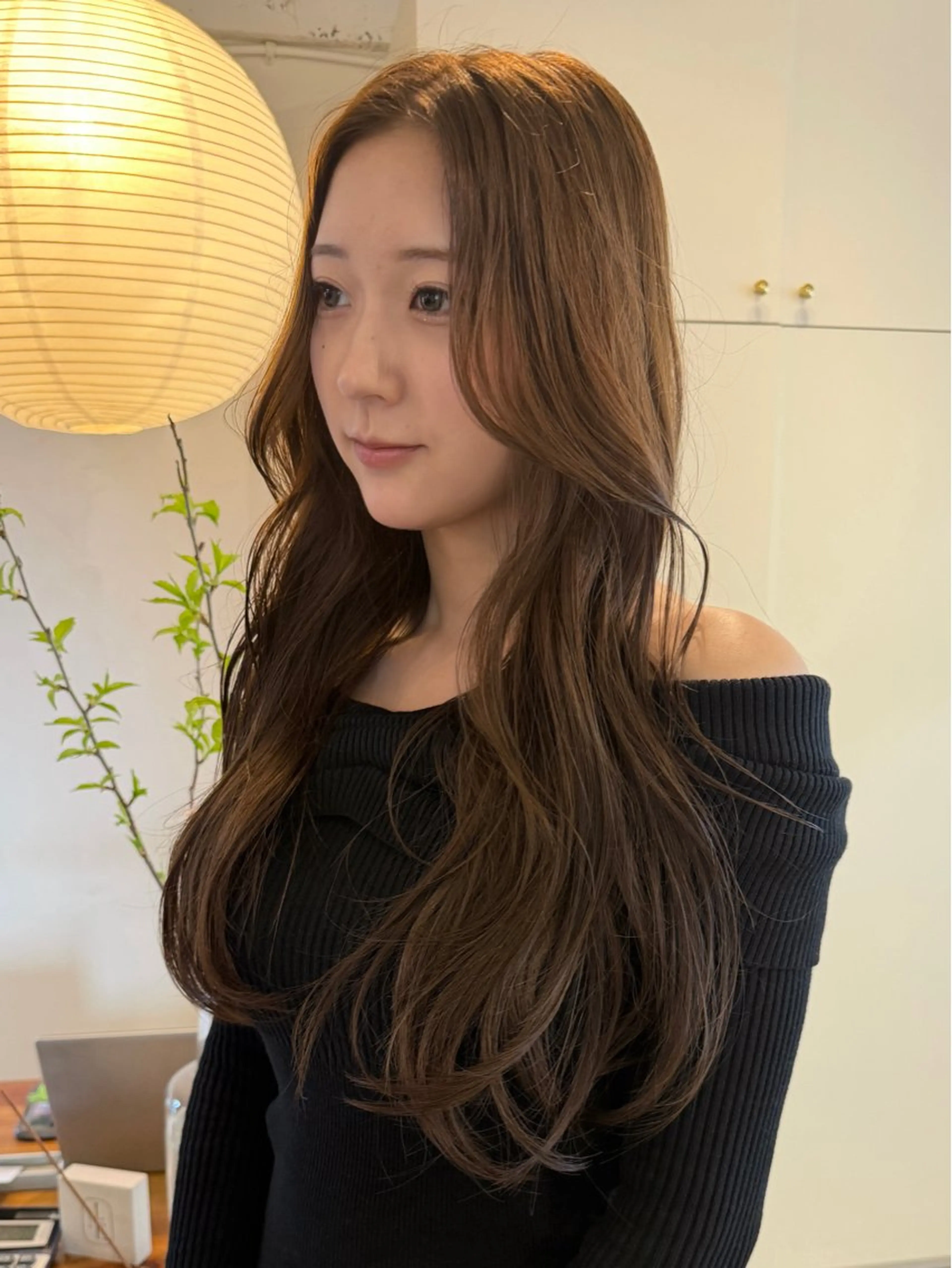 ロング カラー ベージュカラー ブリーチ ダブルカラー ミルクティーベージュ ブリーチなしカラー ヘアカラー 落合希 Olivebeigeのヘアスタイル