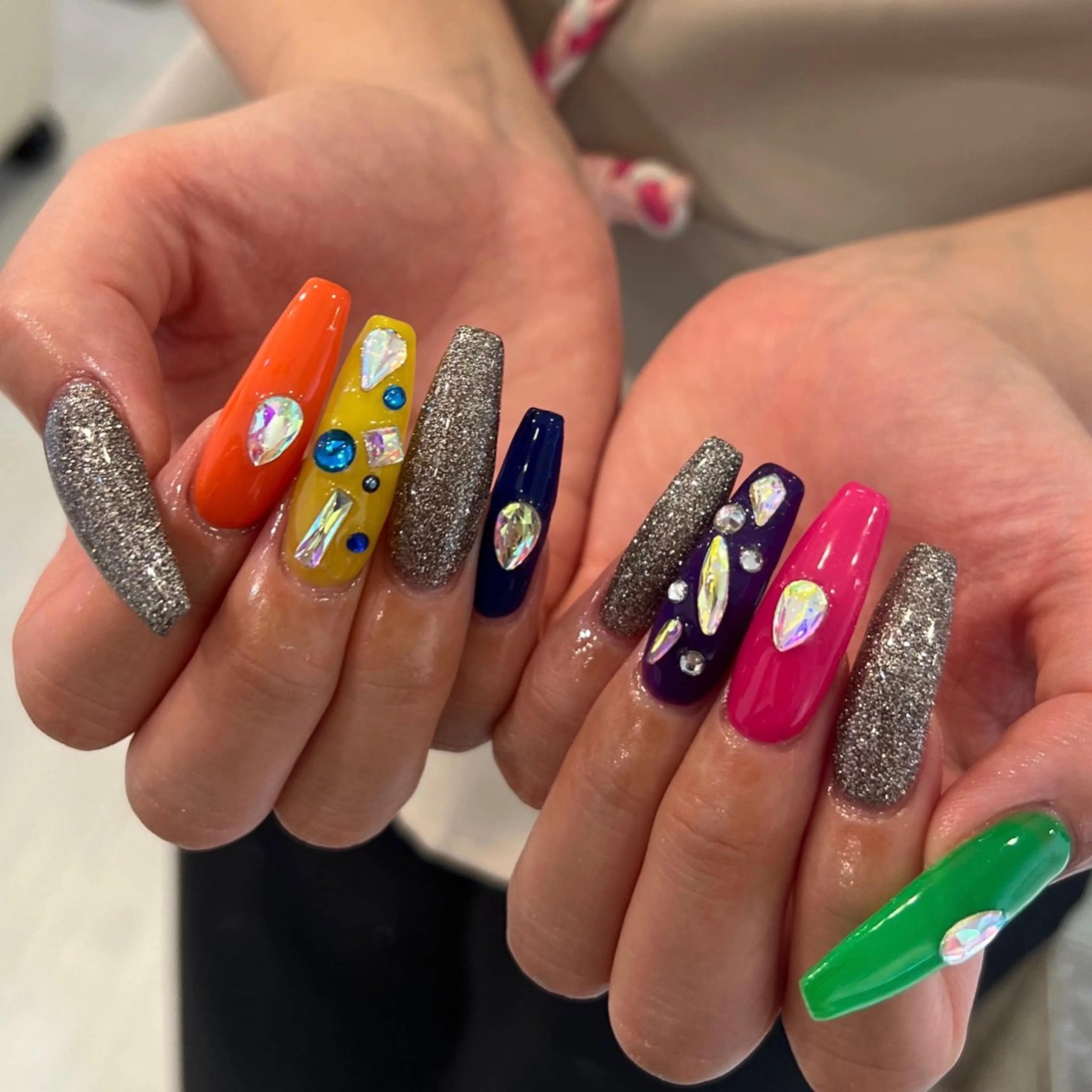 ネイル ハンドネイル Maya nailsTOKYOのネイルデザイン