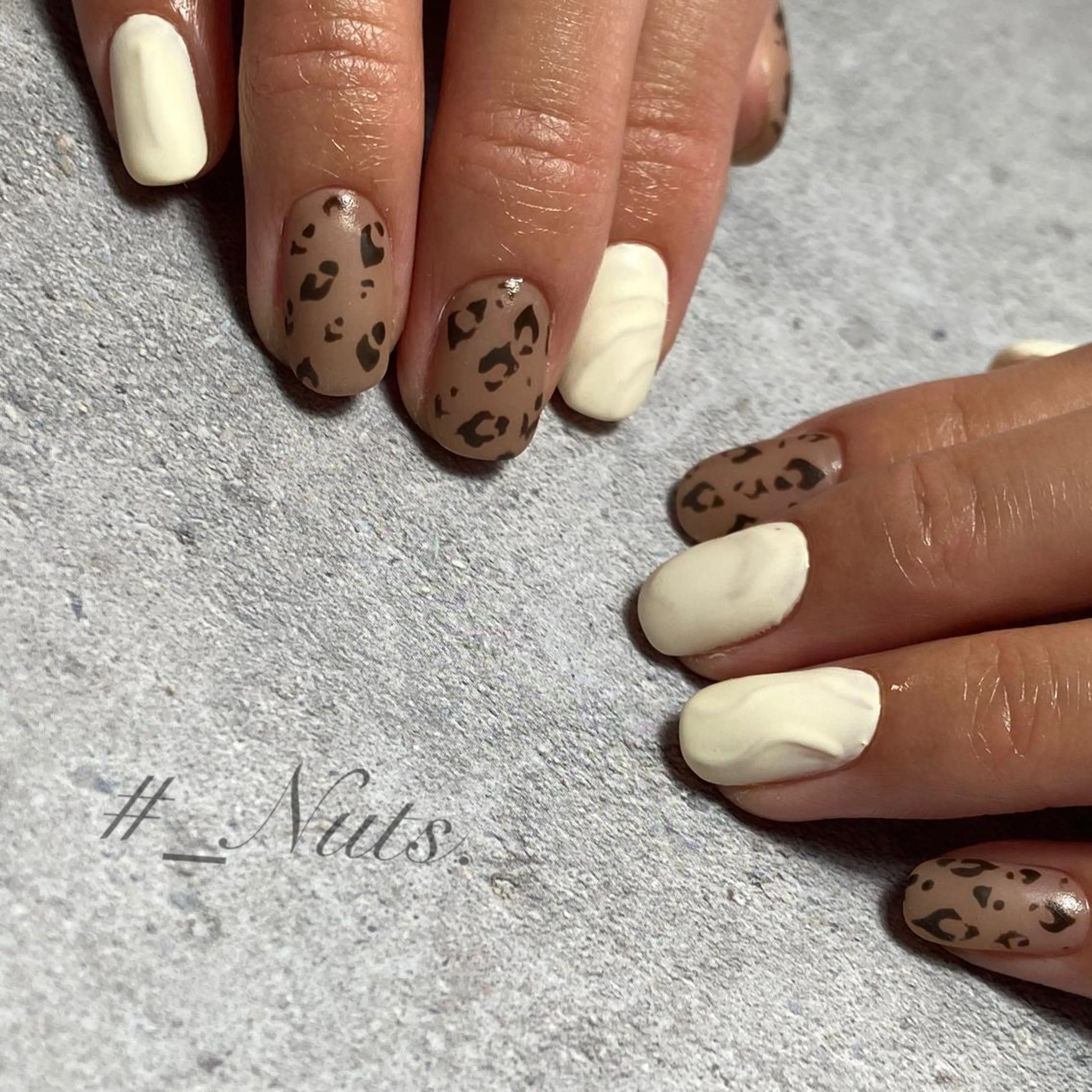 ネイル 土居 夏美/束感マツエクのマツエク・マツパデザイン