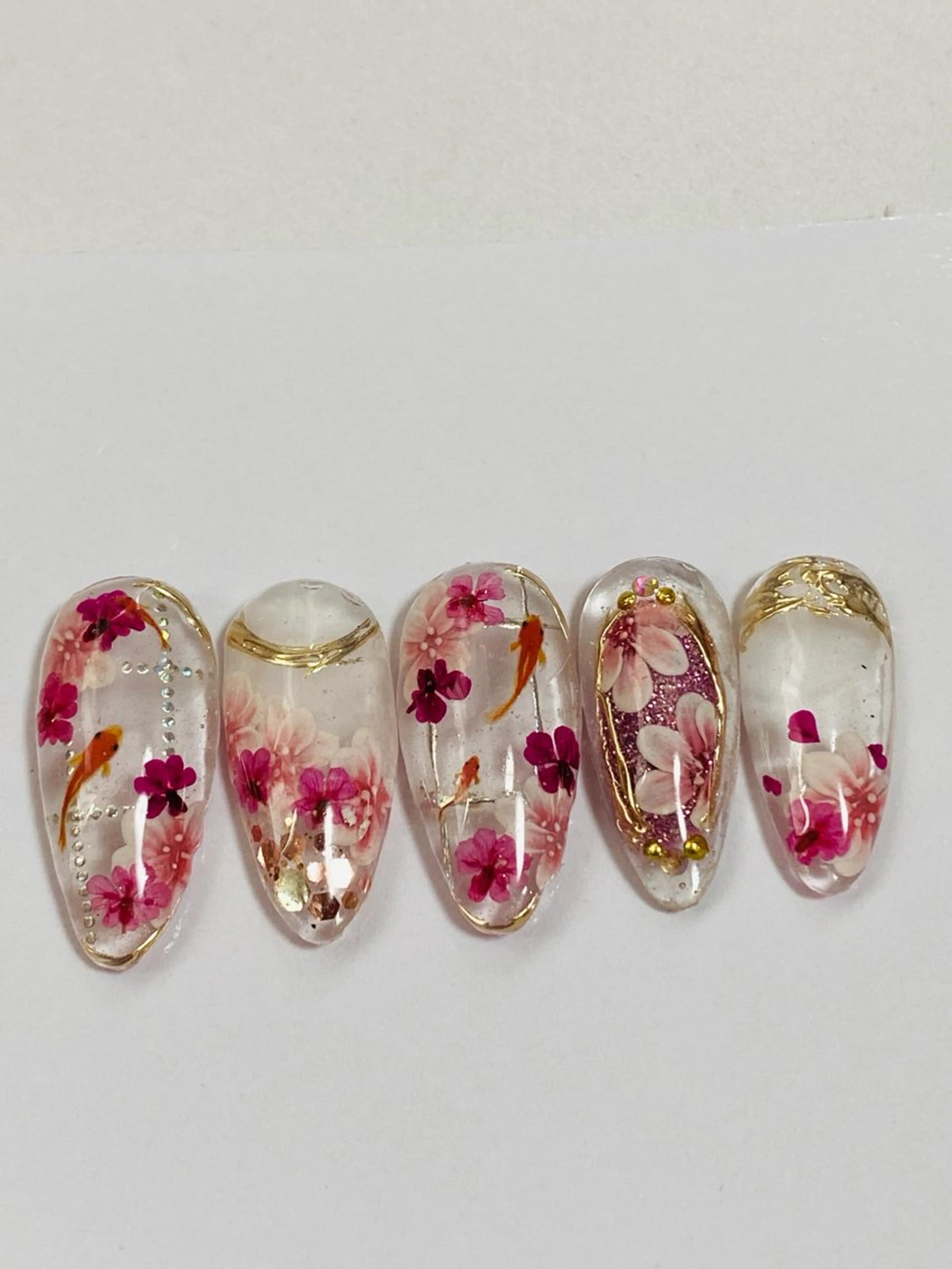 ネイル クリアネイル フラワーネイル 自宅ネイルサロン ♦️nuance♦️のネイルデザイン