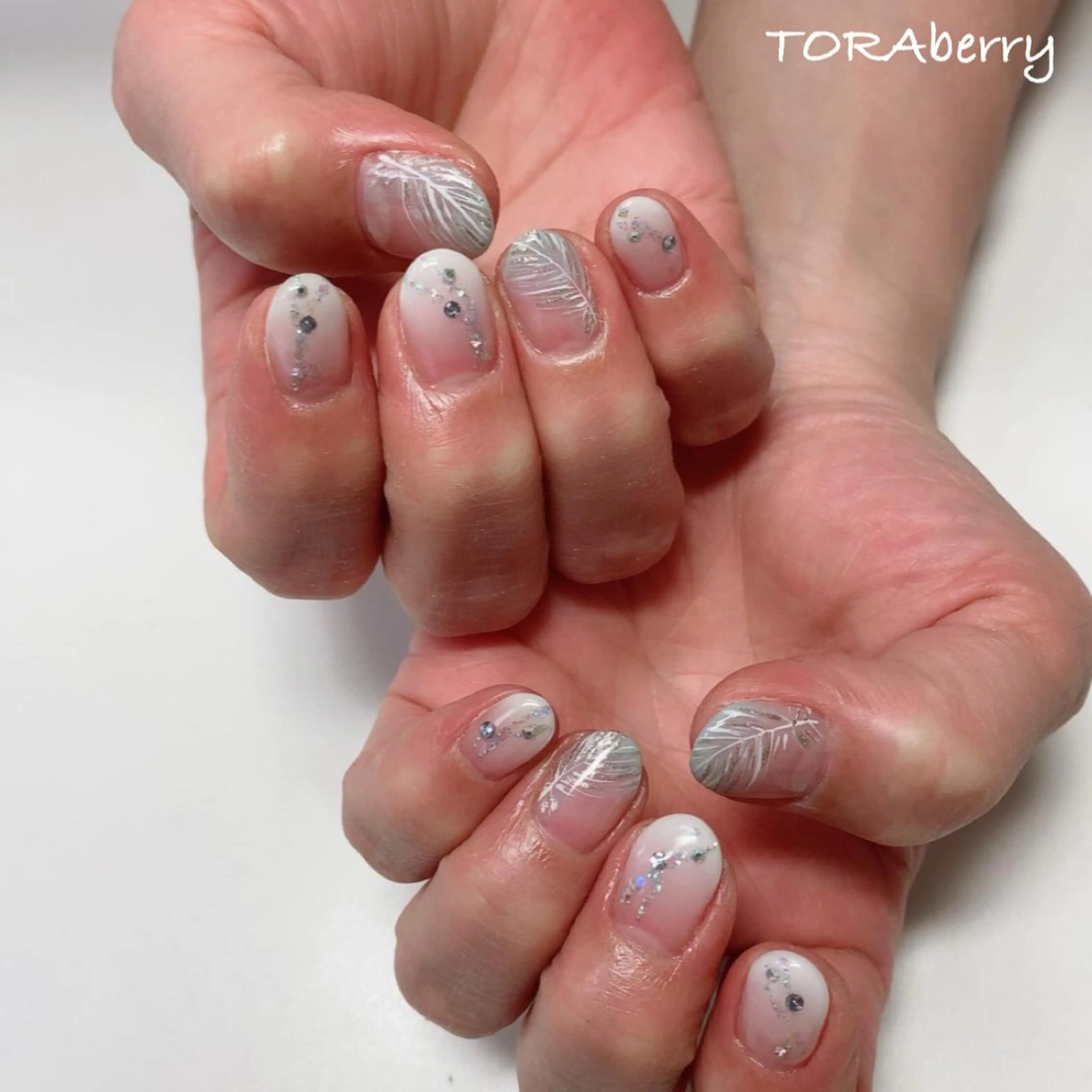 ネイル ハンドネイル ネイリスト なつみのネイルデザイン