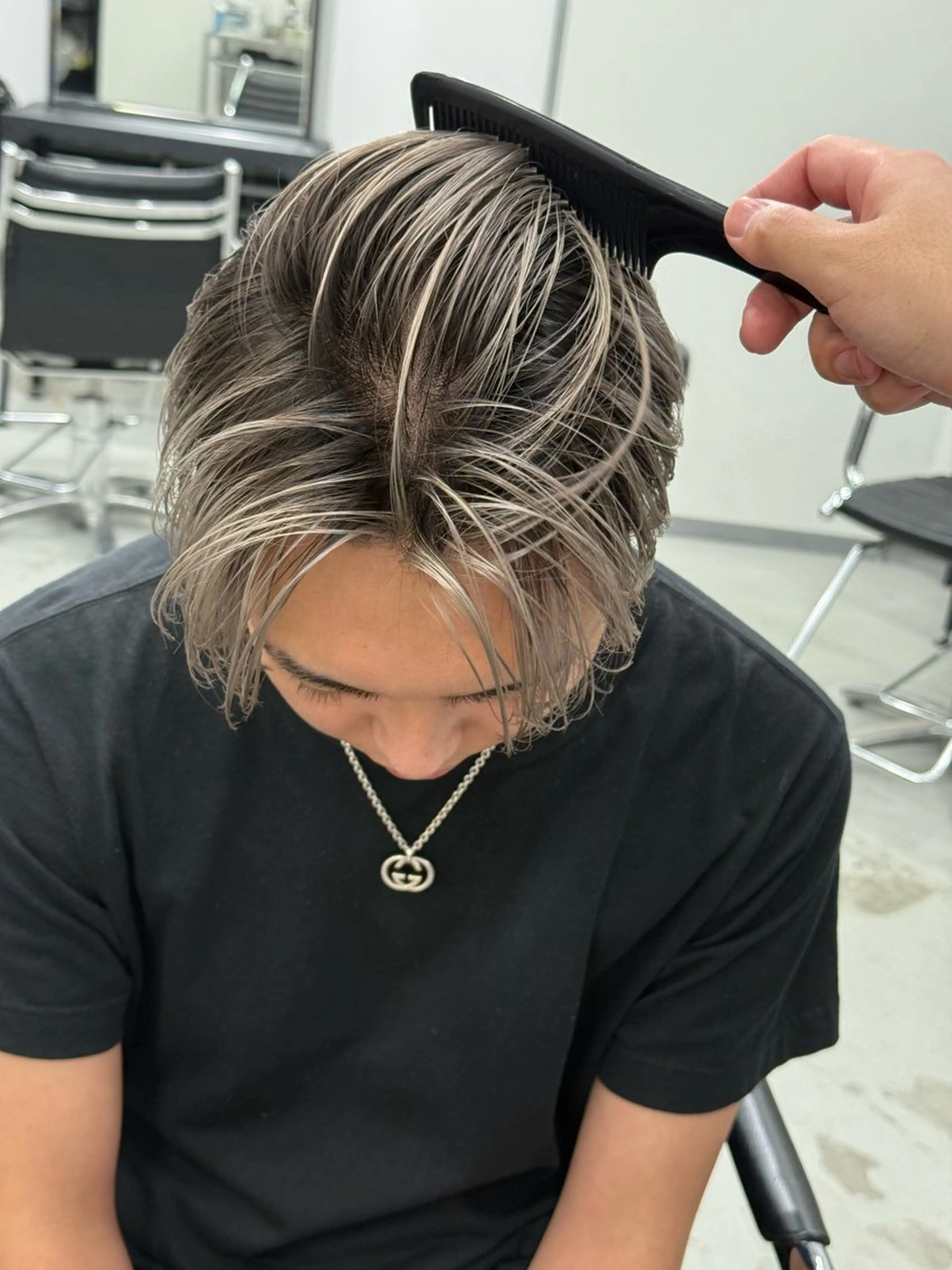 ミディアム カラー メンズ メンズバレイヤージュ バレイヤージュ デザインカラー レイヤーカット takumi/パーマ /バレイヤージュのヘアスタイル