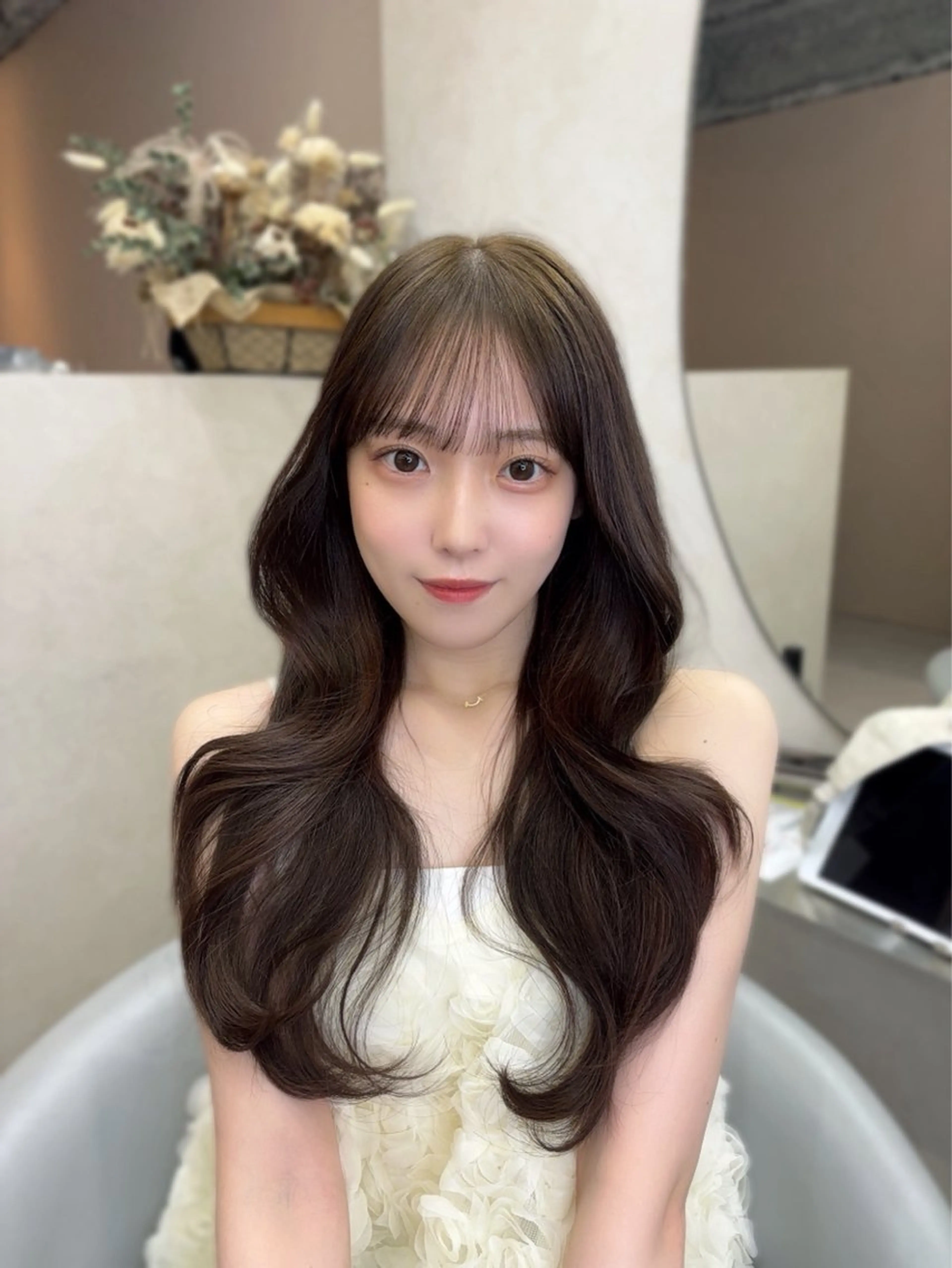 ロング カラー シールエクステ くびれヘア エクステ 顔周りカット 髪質改善 カット ヘアカラー トリートメント 新宿/韓国風レイヤー エクステ/YUTOのヘアスタイル