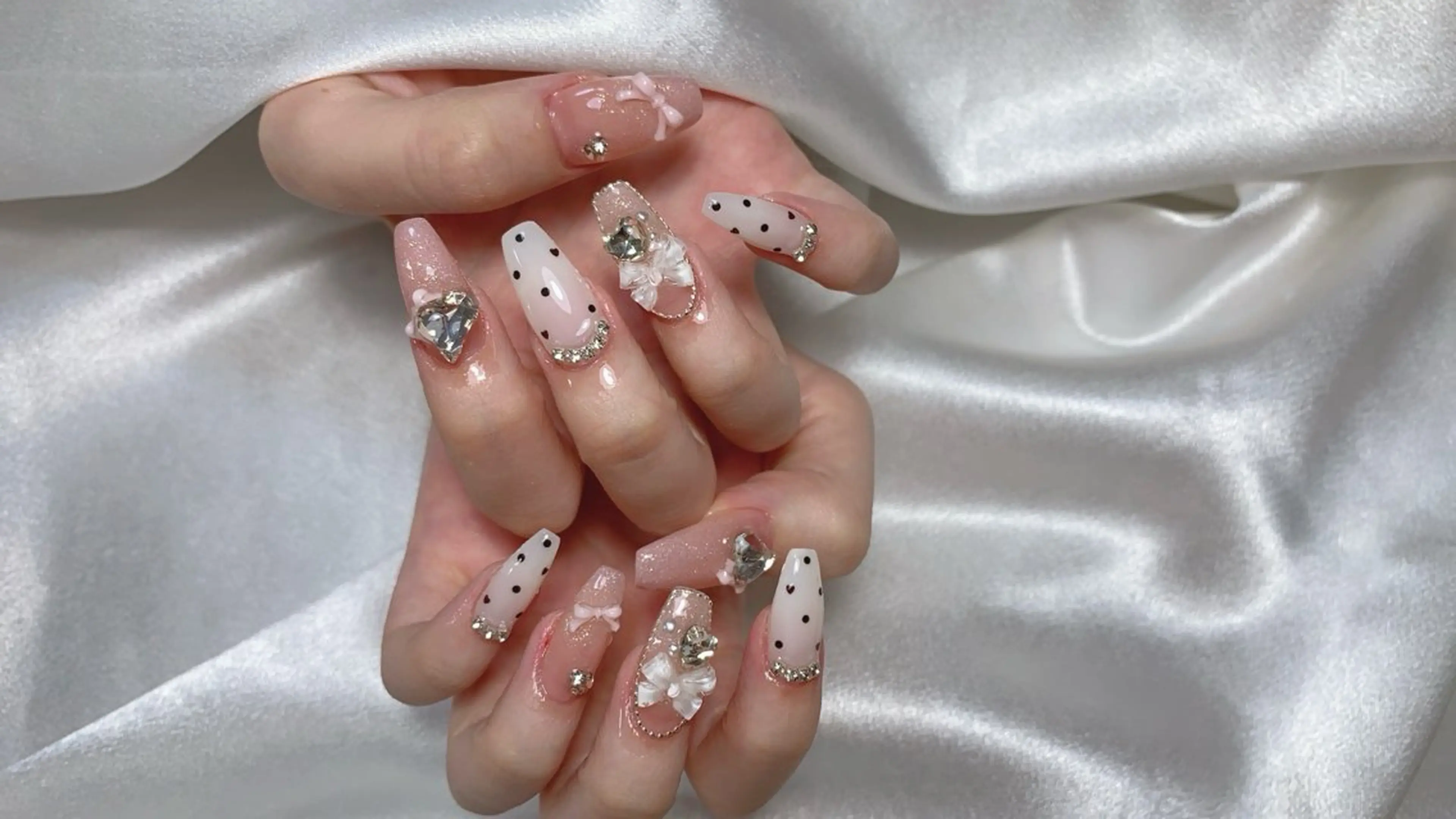 ネイル インフィニティ ネイルサロンのネイルデザイン