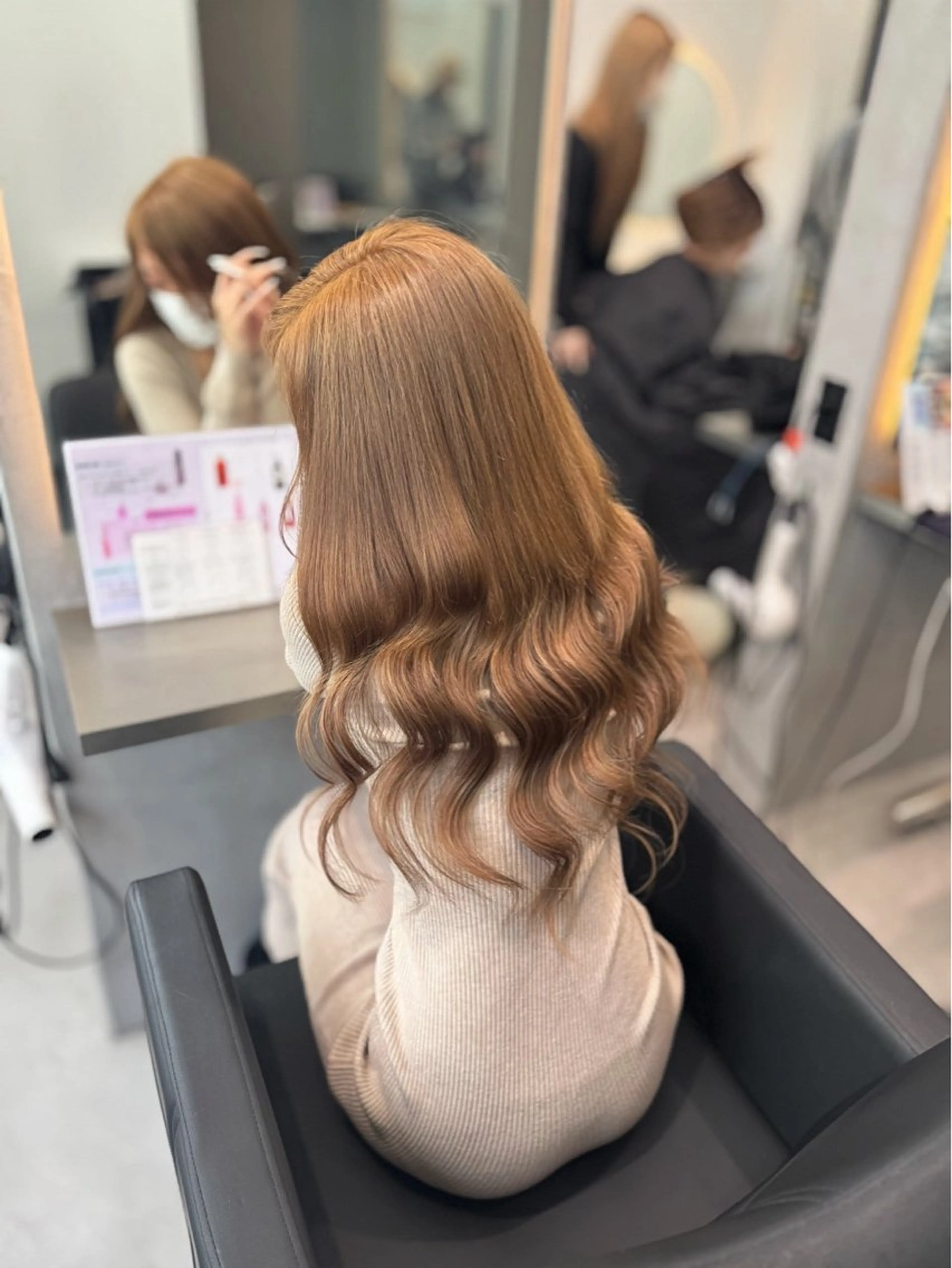 ロング カラー ブリーチ ブラウンカラー トリートメント ヘアカラー トリートメント 野口 由衣のヘアスタイル