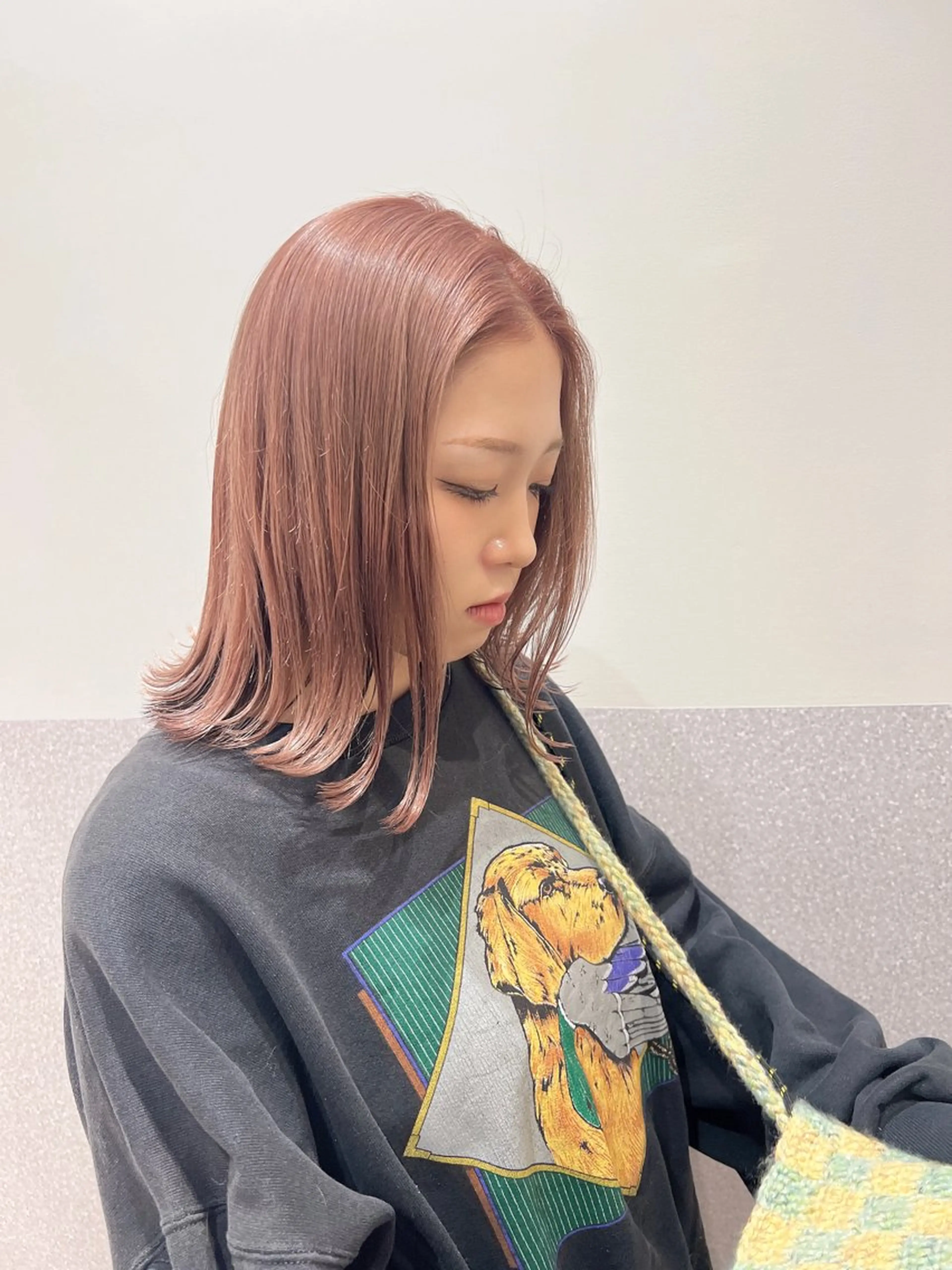 ミディアム カラー ヘアカラー トリートメント 🩵ブリーチカラー 🐈MIORI🩵のヘアスタイル