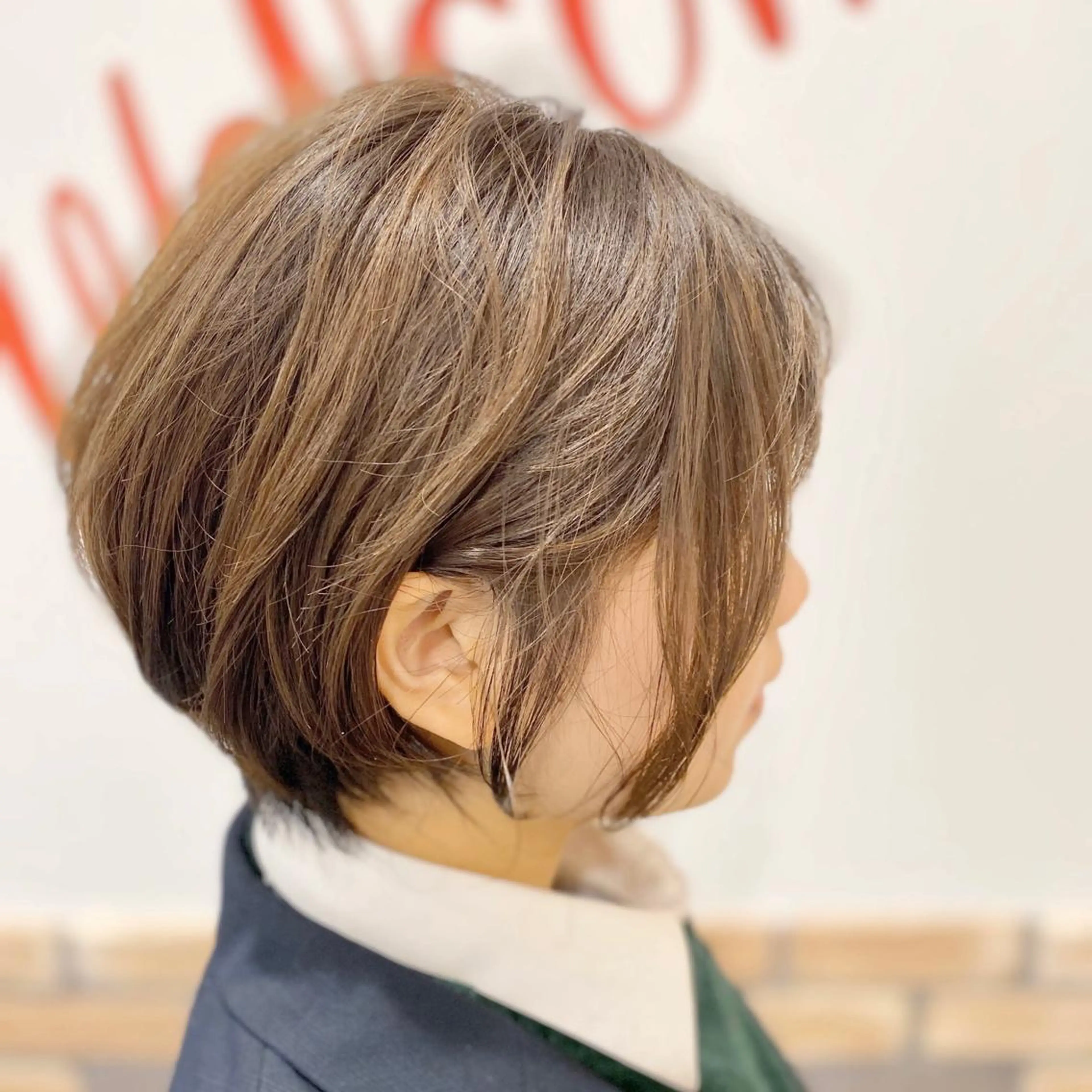 ショート カラー 加藤 琢也のヘアスタイル