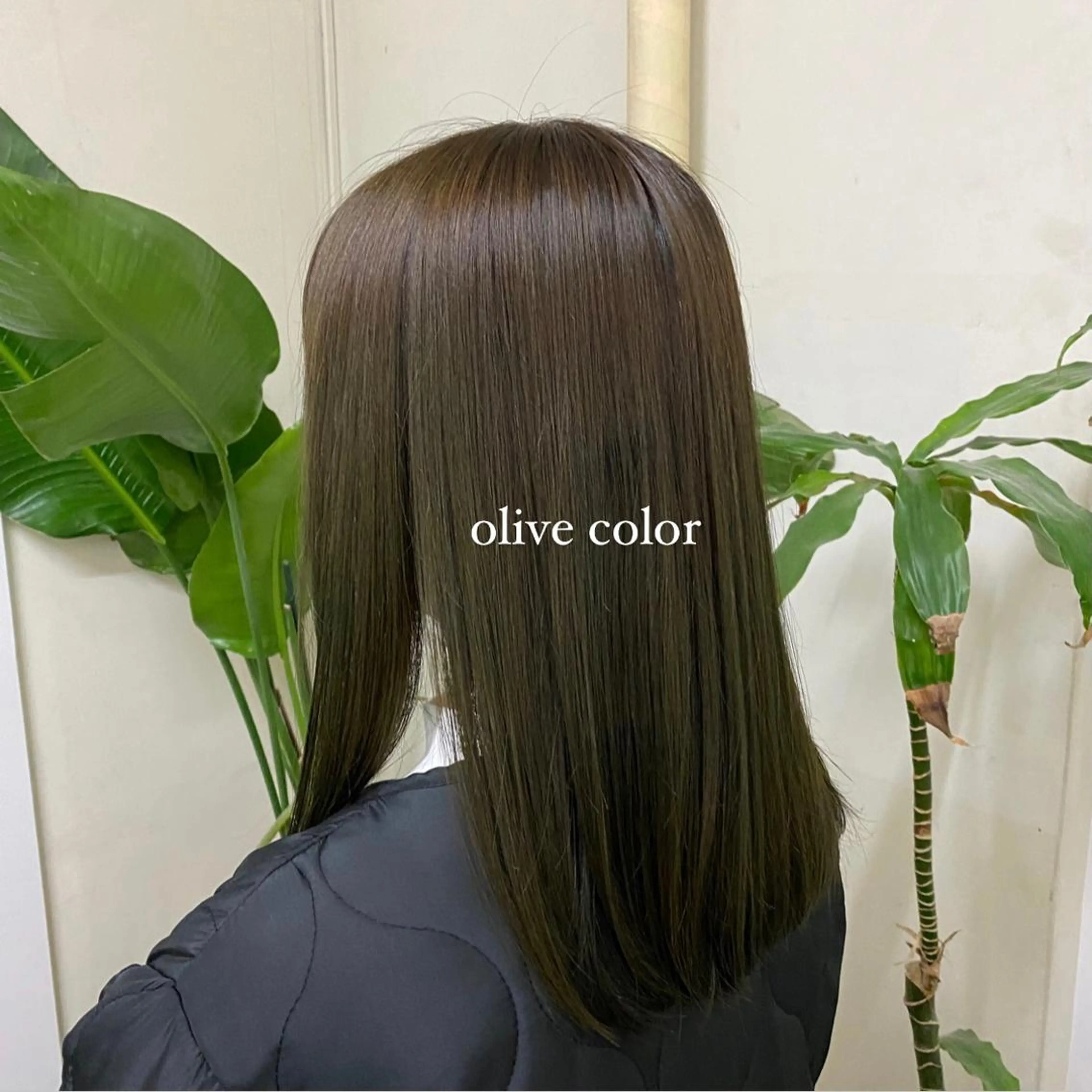 セミロング 透明感カラー 【問屋町】moe🪿のヘアスタイル