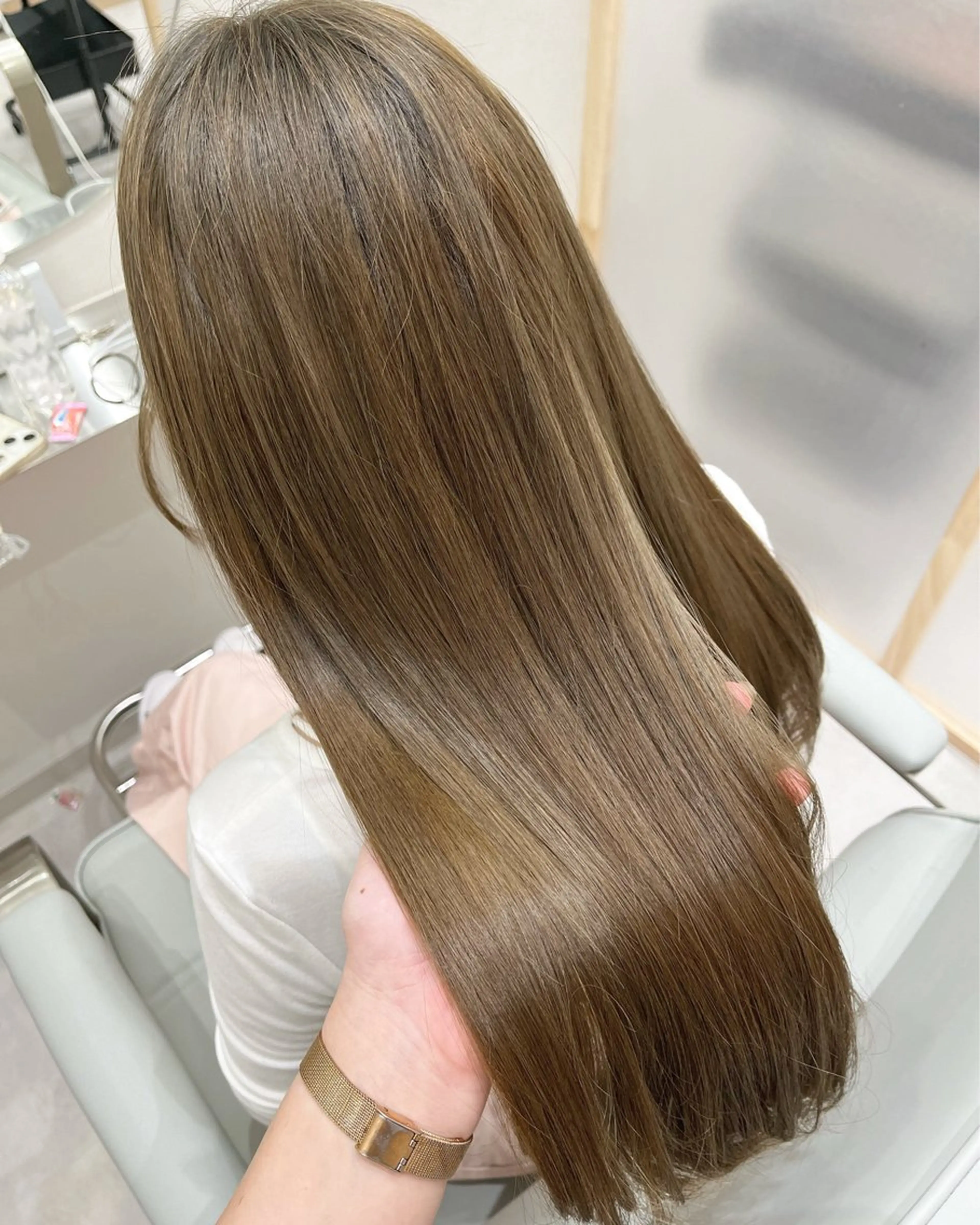 セミロング カラー ヘアアレンジ カット ヘアカラー トリートメント 🥀暖色韓国ヘア💕 保科侑花のヘアスタイル