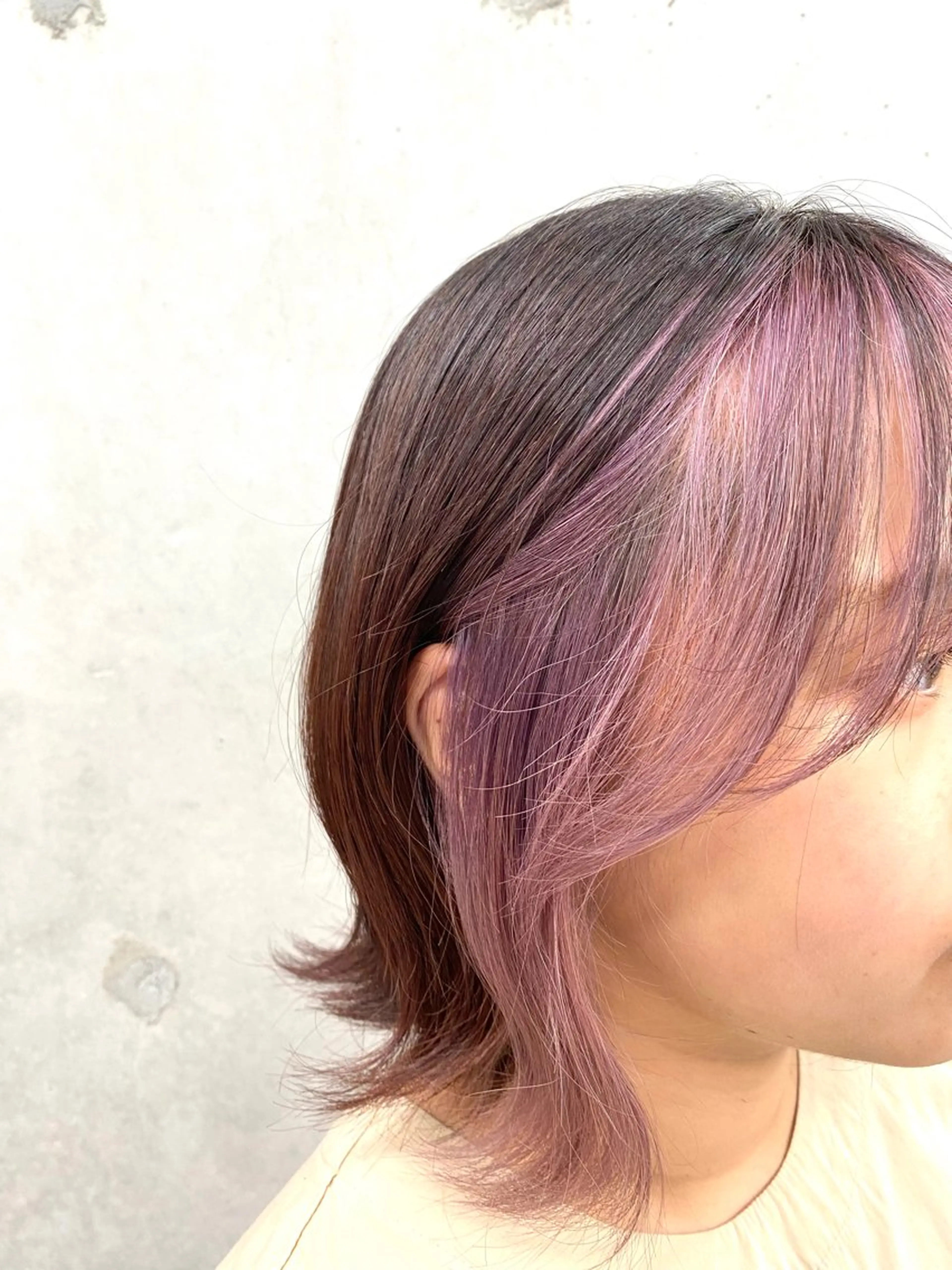 ミディアム カラー ベージュカラー ブリーチ ラベンダーカラー ミルクティーベージュ ピンクカラー 齋藤 椋哉のヘアスタイル