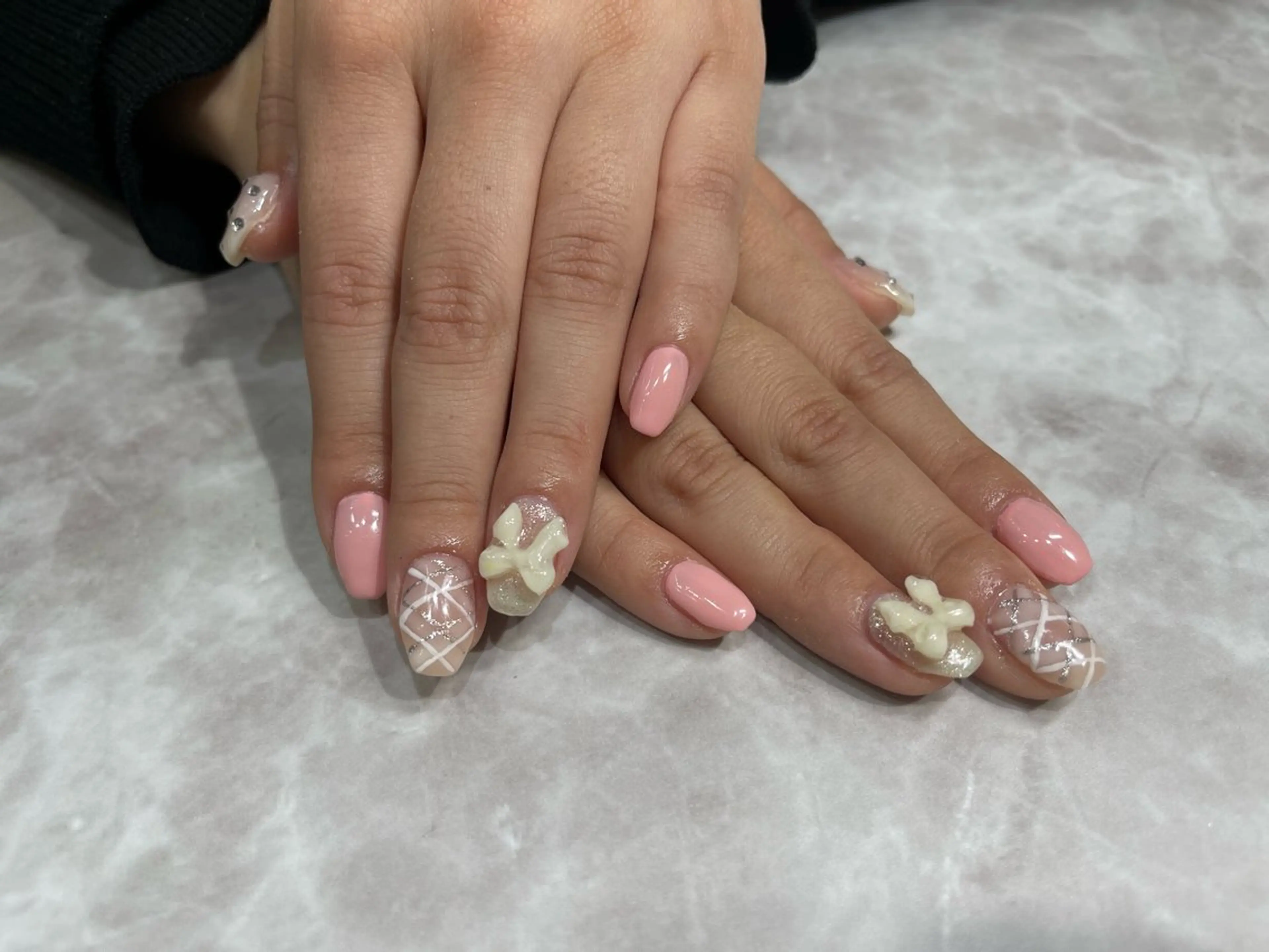 ネイル アートネイル ジェルネイル ピンク リボン ハンドネイル 粕屋ネイル＆耳つぼ 🫧Natsumiのネイルデザイン
