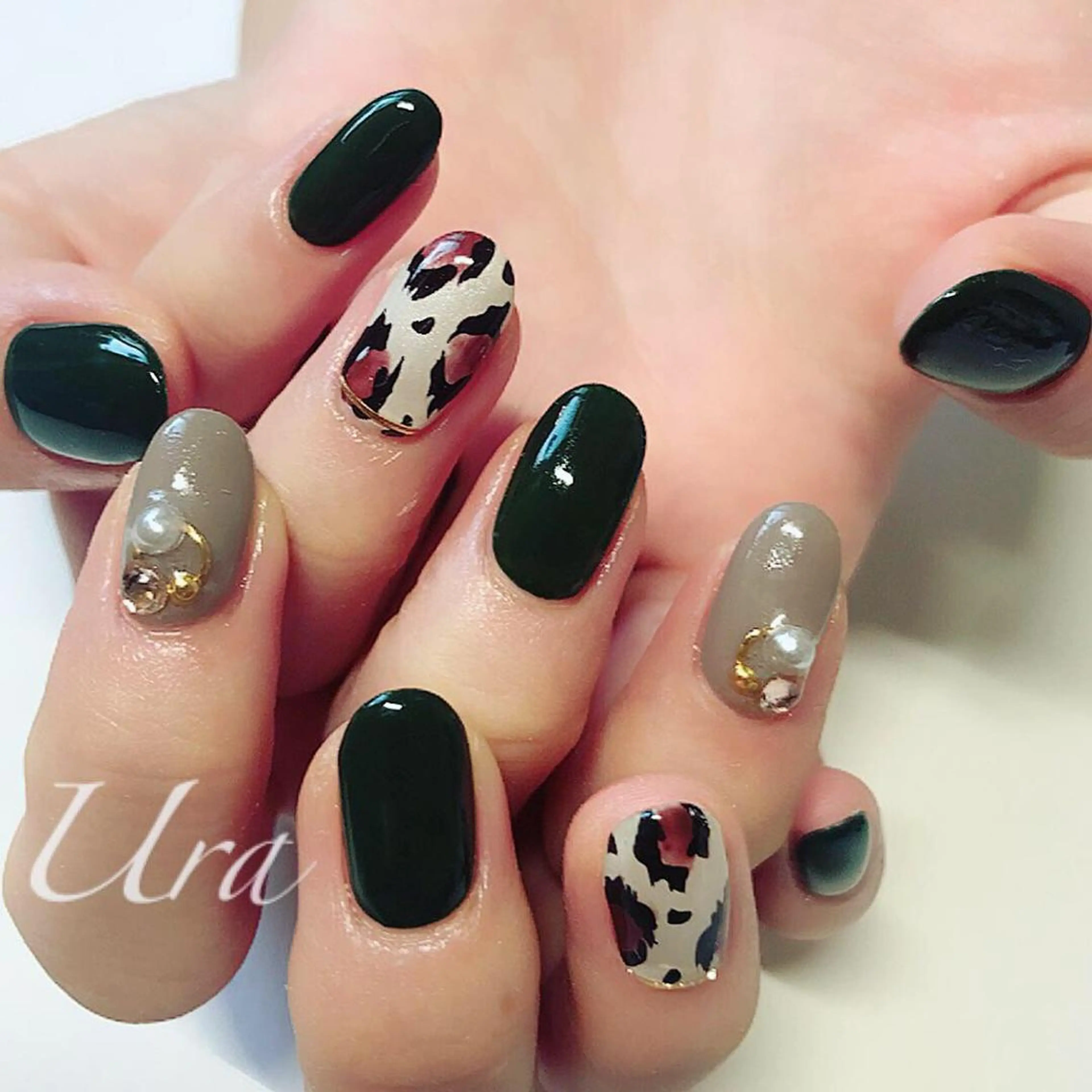 ネイル UrakoNail 《nail》のネイルデザイン