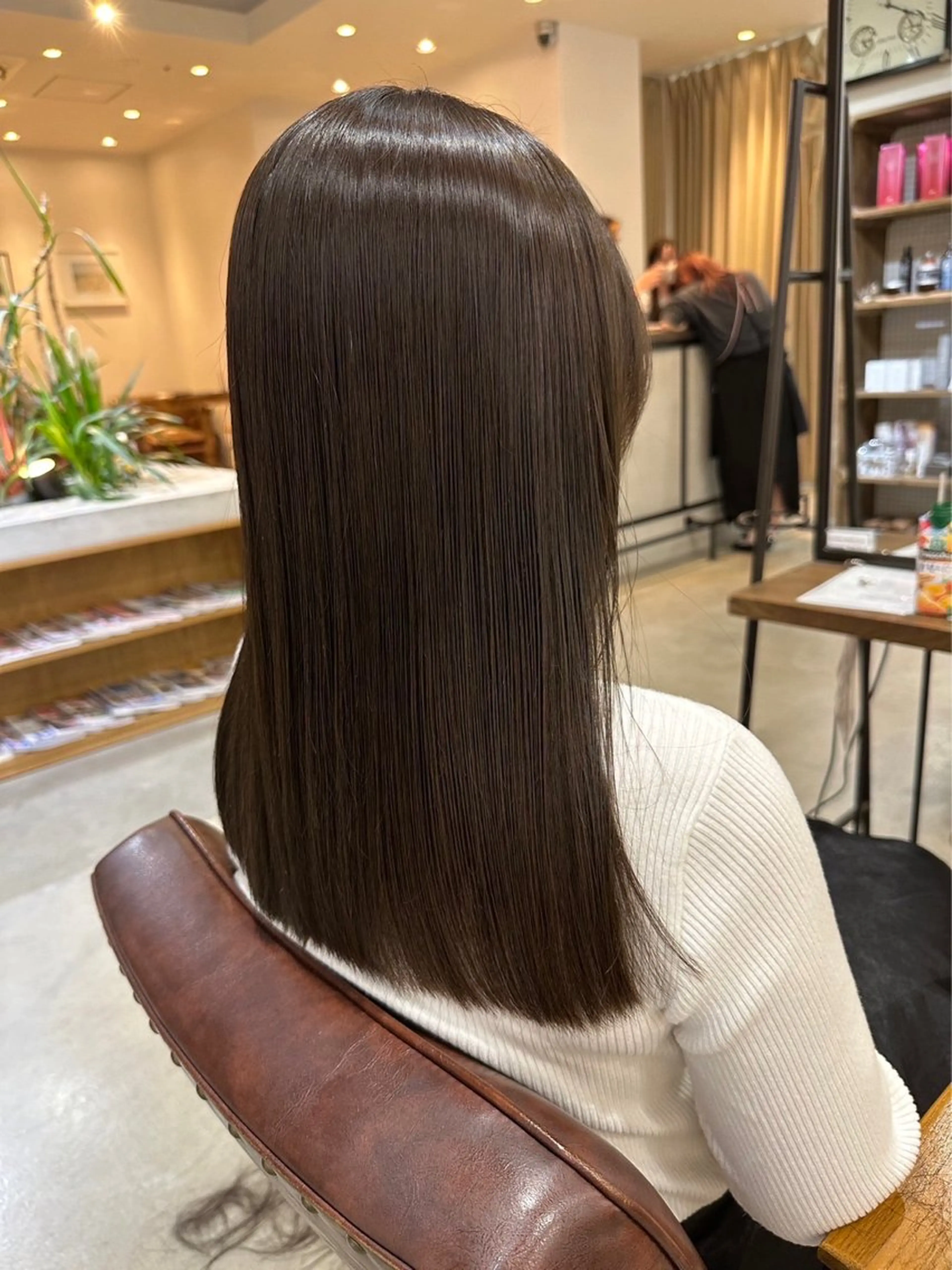ロング 髪質改善 酸性ストレート 新村 小夏のヘアスタイル