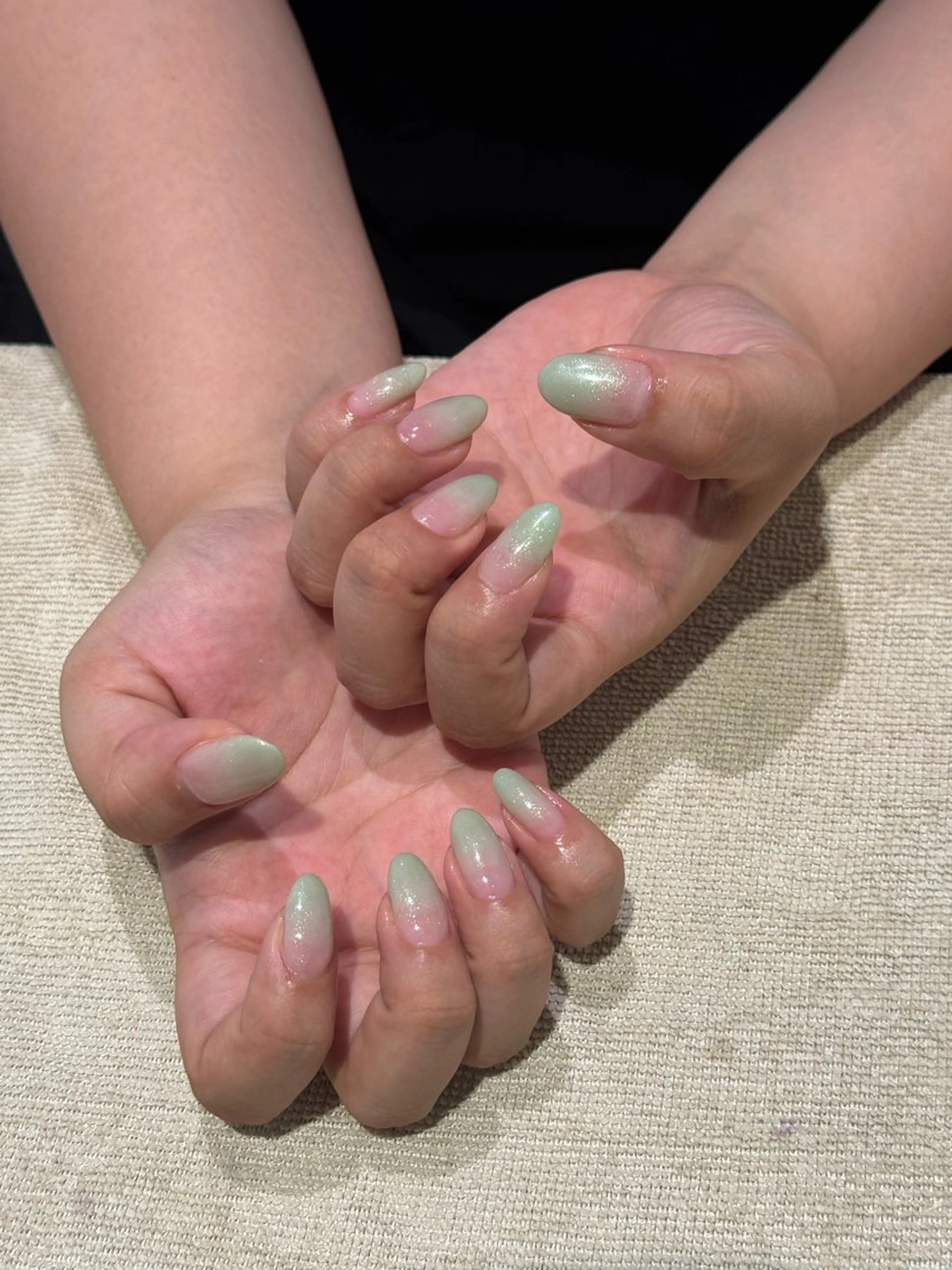 ネイル ハンドネイル AVANCE. 小西 香奈琉のネイルデザイン