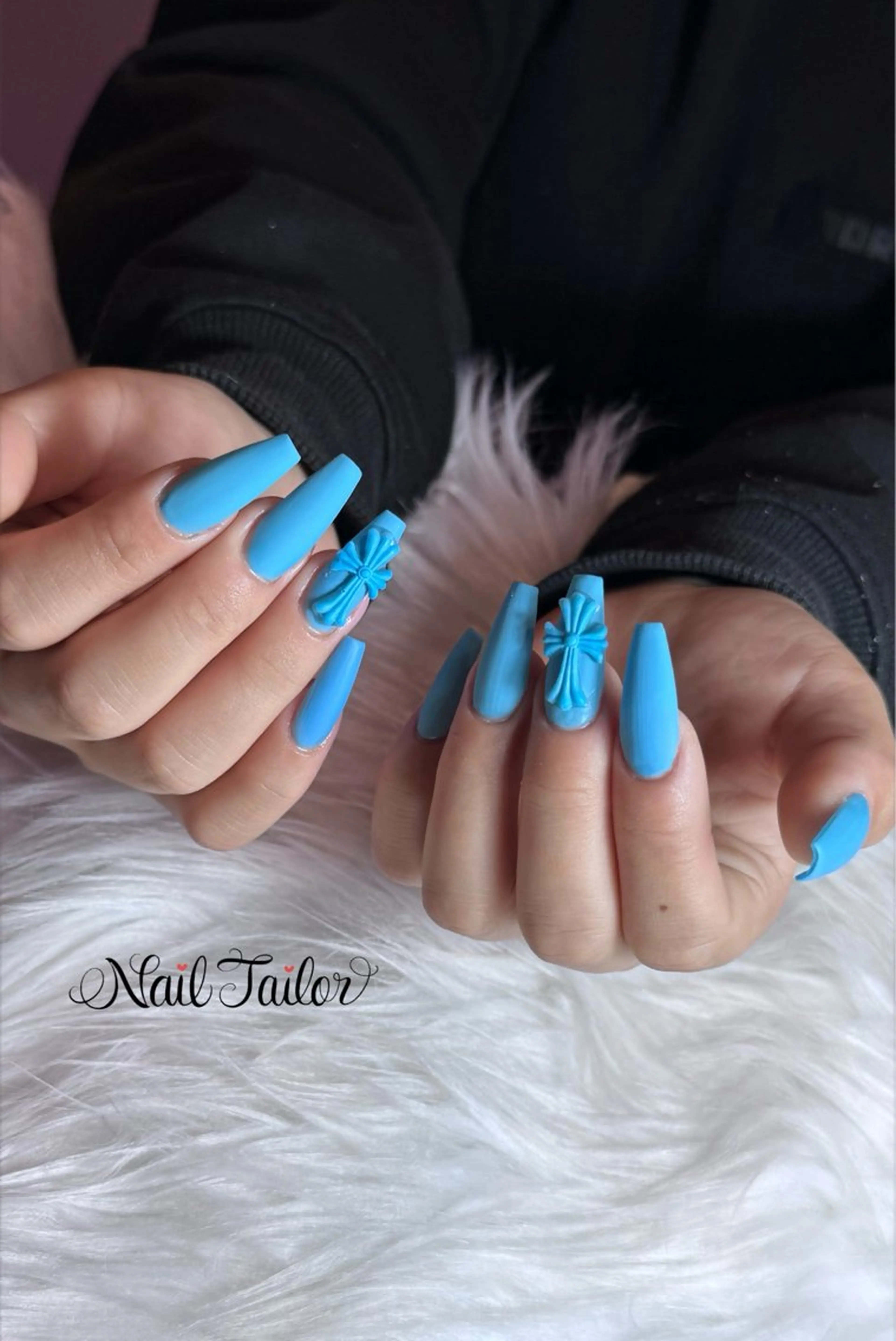 ネイル ブルー 長さ出し 水色 マットネイル ハンドネイル NailTailor ネイルテイラーのネイルデザイン