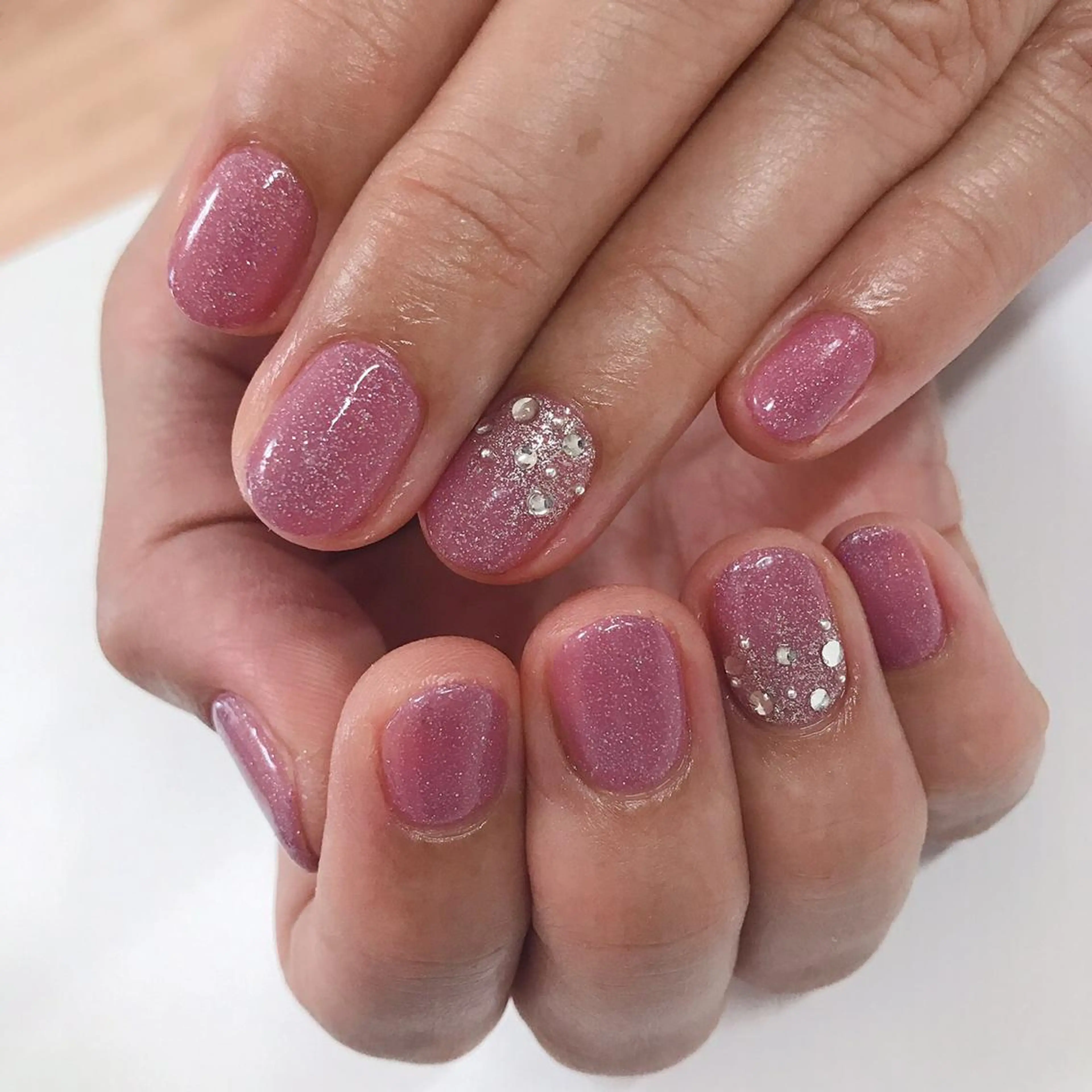 ネイル アートネイル 長さ出し フットネイル グリーン ニュアンスネイル Lily Roseスタッフ一同のマツエク・マツパデザイン