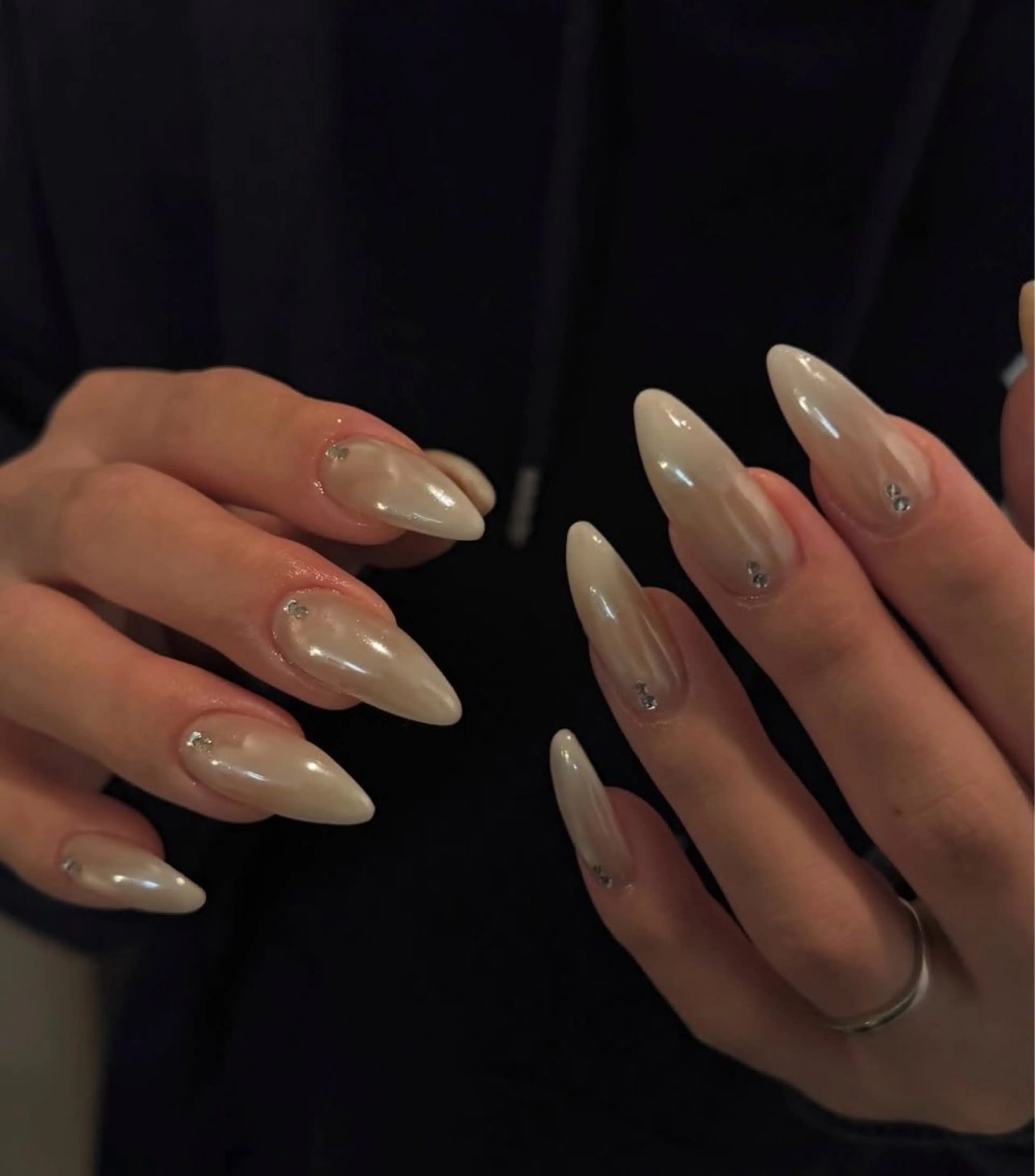ネイル アートネイル スカルプネイル ストーンネイル ネイルチップ ハンドネイル Suka Nailのネイルデザイン