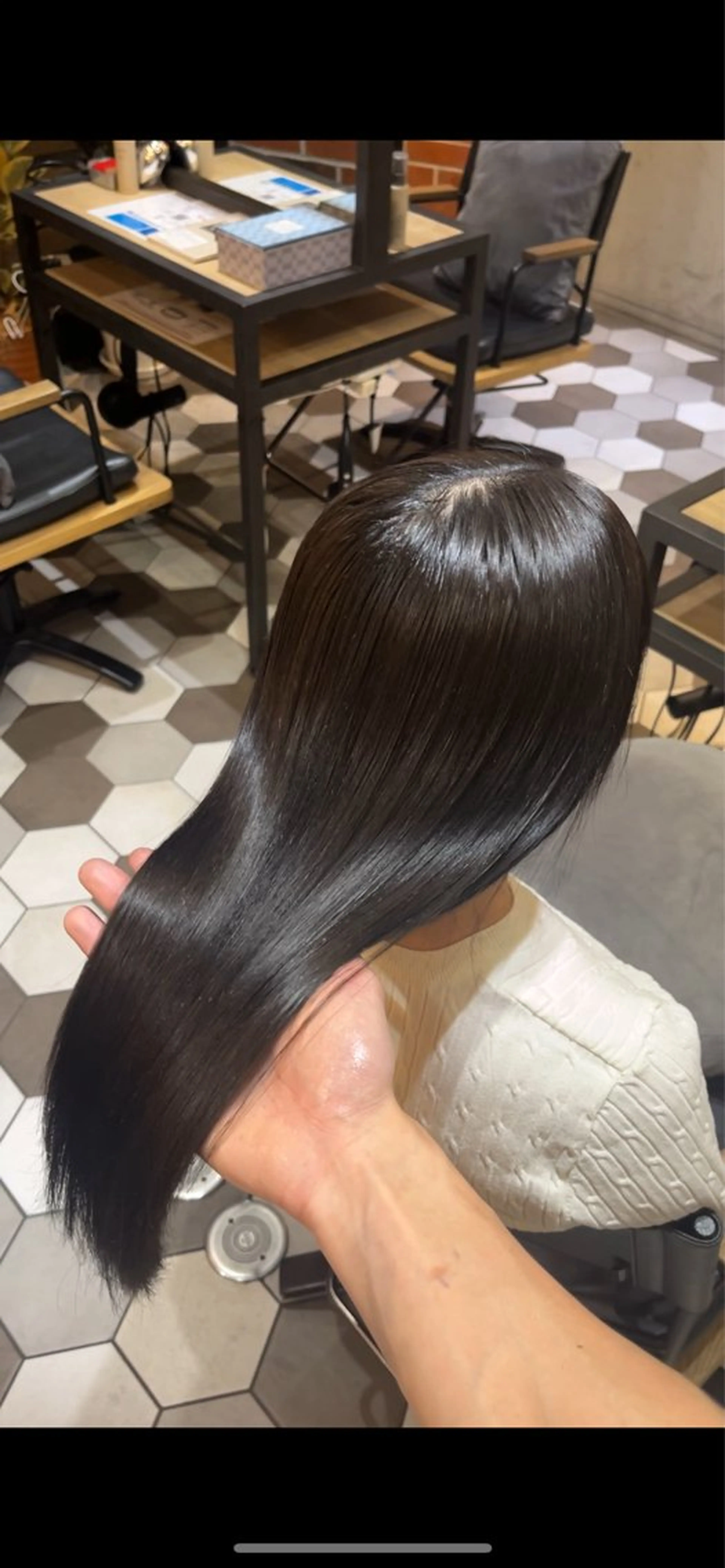 ロング カット 縮毛矯正 トリートメント 石原 悠貴のヘアスタイル