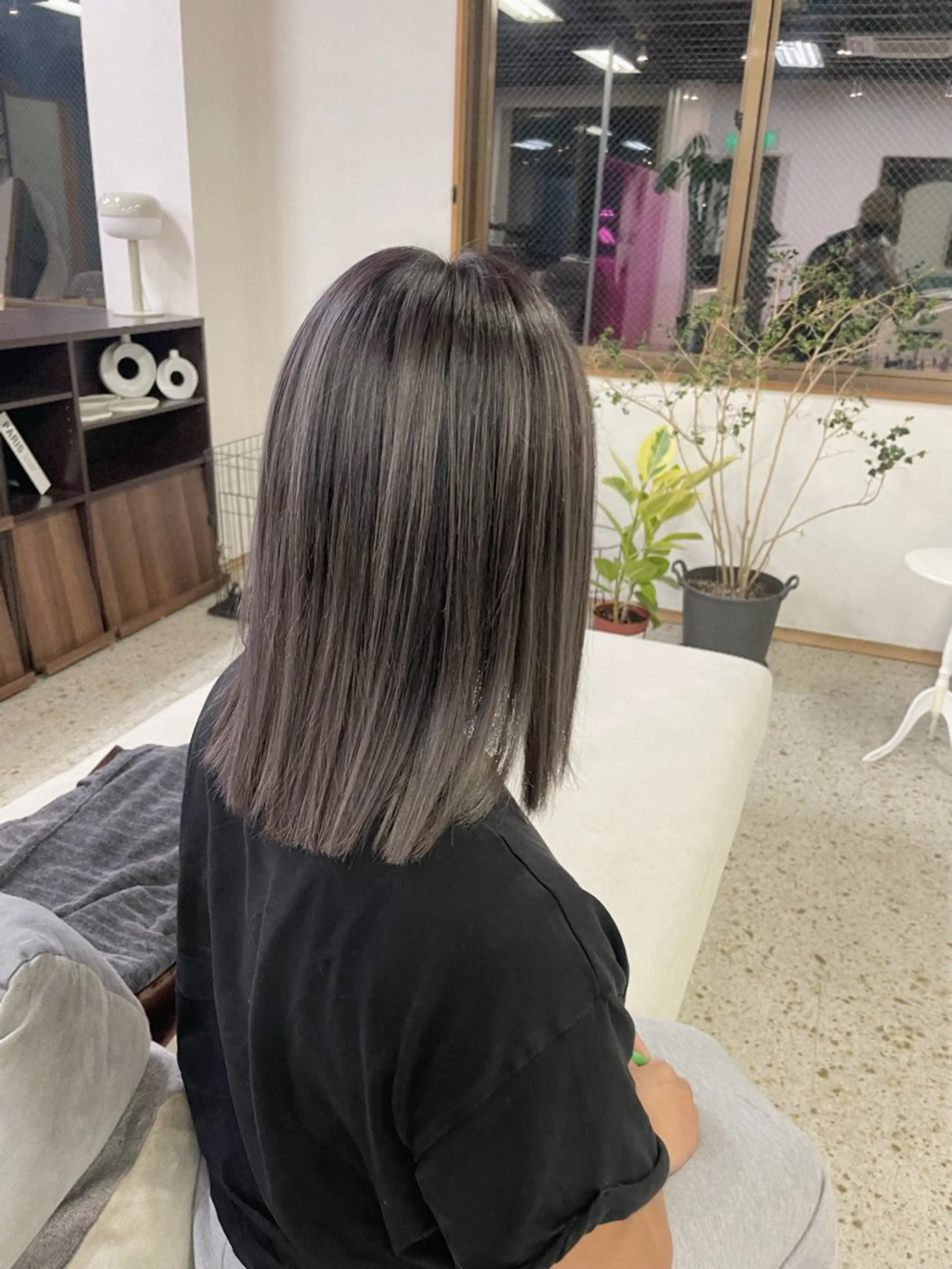 ミディアム ヘアカラー 渡邉 怜のヘアスタイル