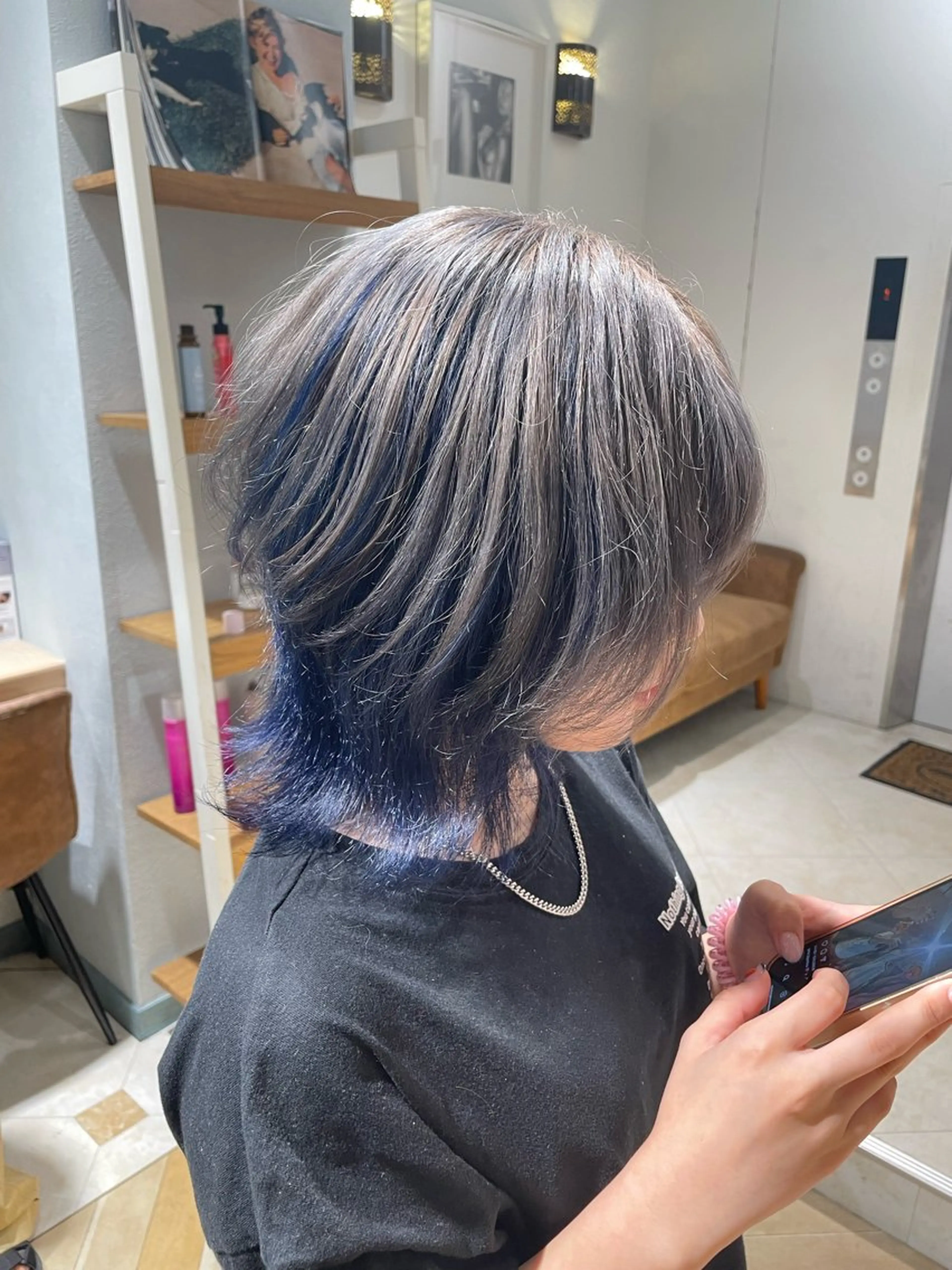 ミディアム 🥇KEN /レイヤー/カラーのヘアスタイル