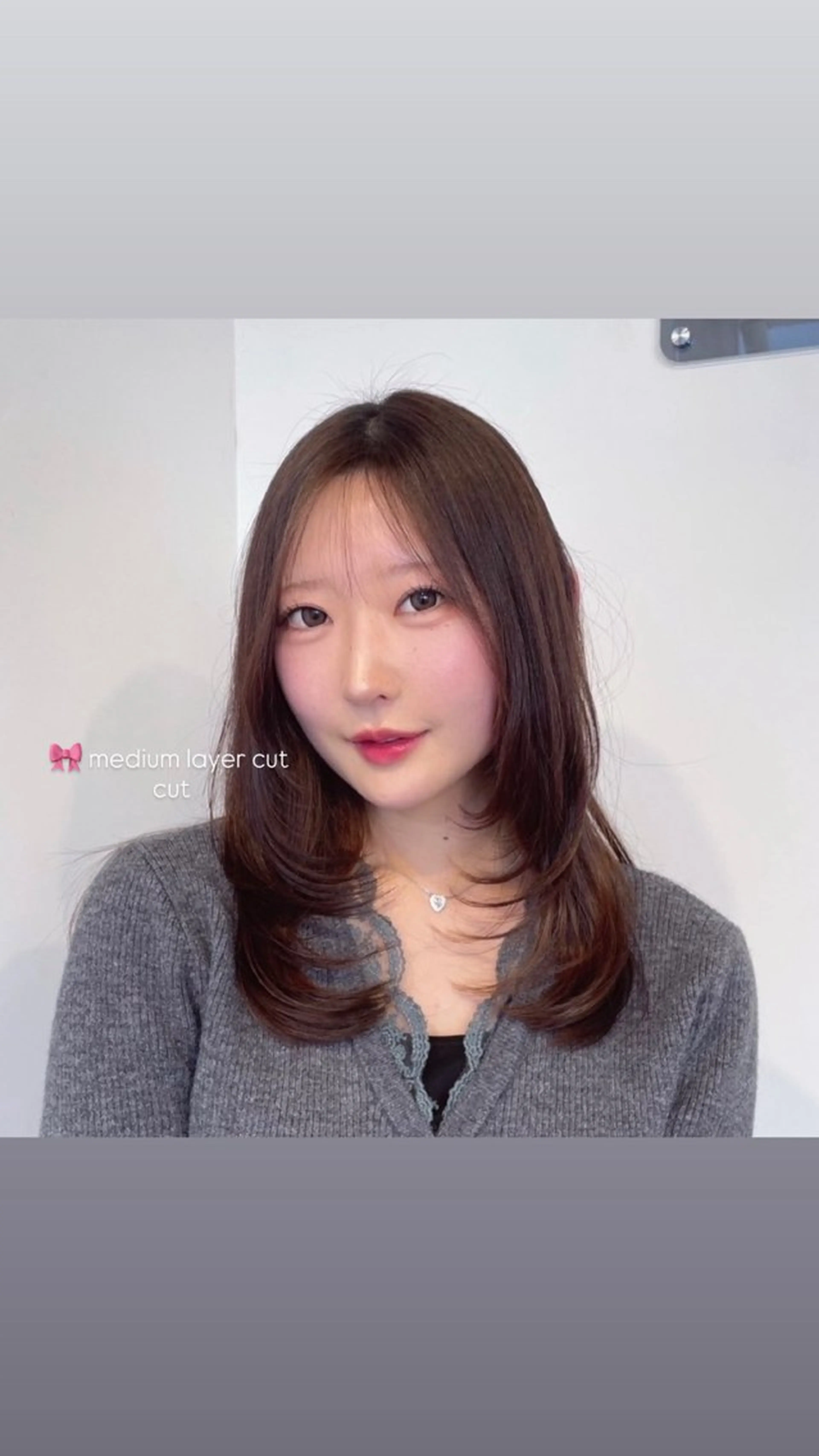 セミロング カット トリートメント レイヤー🩵ミルク ティーカラー/Miuのヘアスタイル