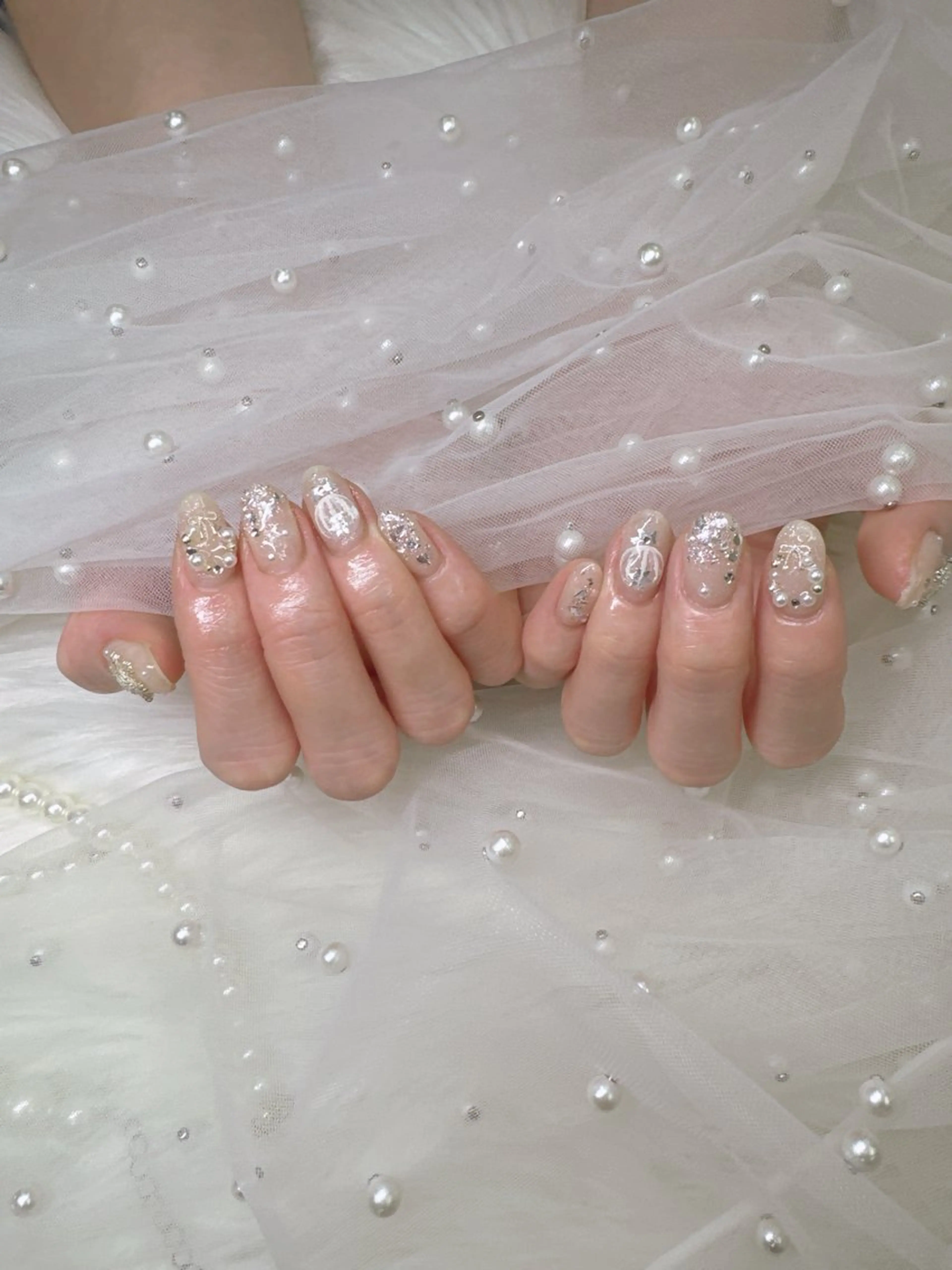 ネイル フレンチネイル ジェルネイル ガラスフレンチ キラキラネイル ロングネイル Queeens nailのネイルデザイン