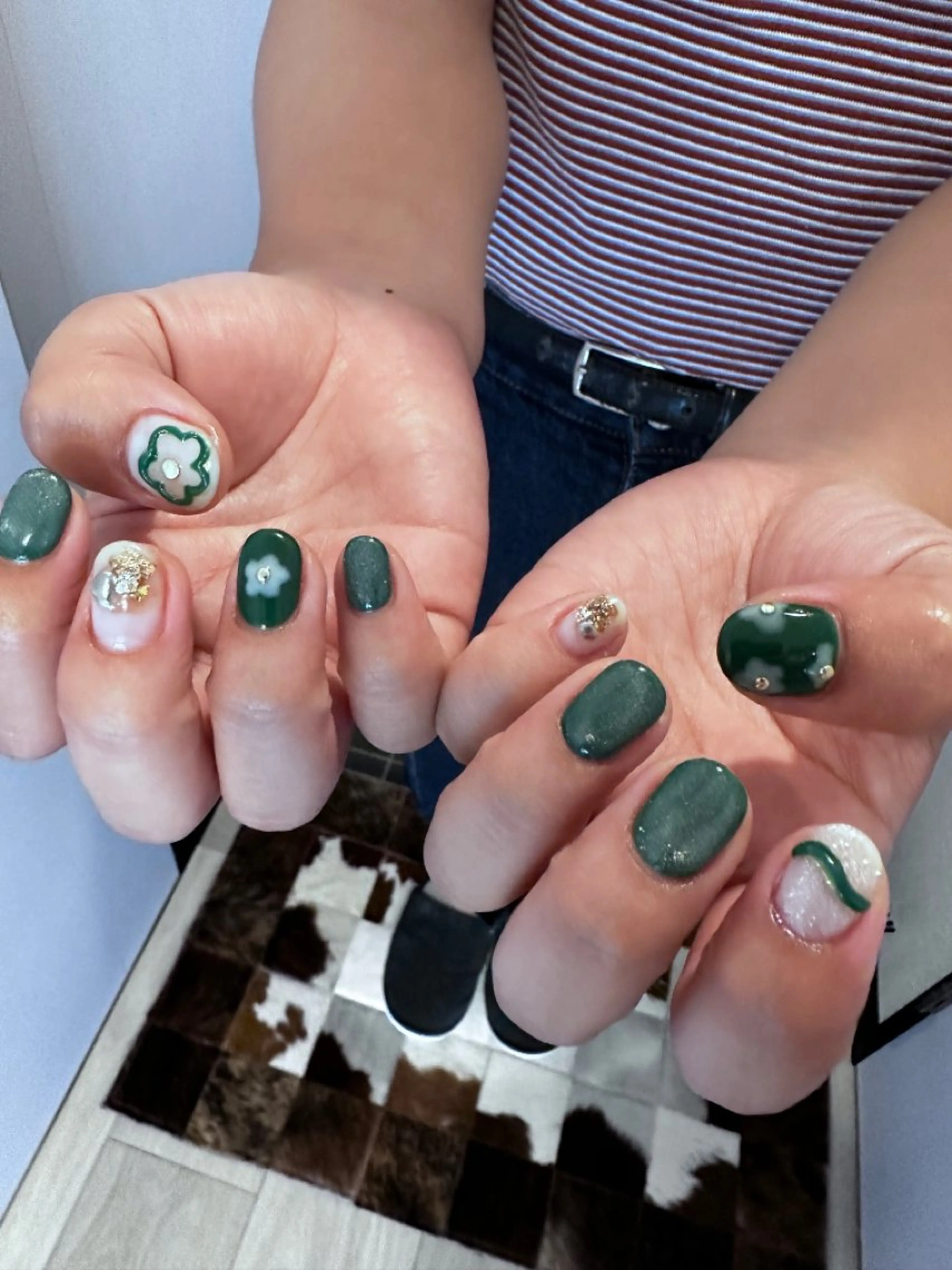 ネイル ハンドネイル ハンドケア Atelier Ariのネイルデザイン