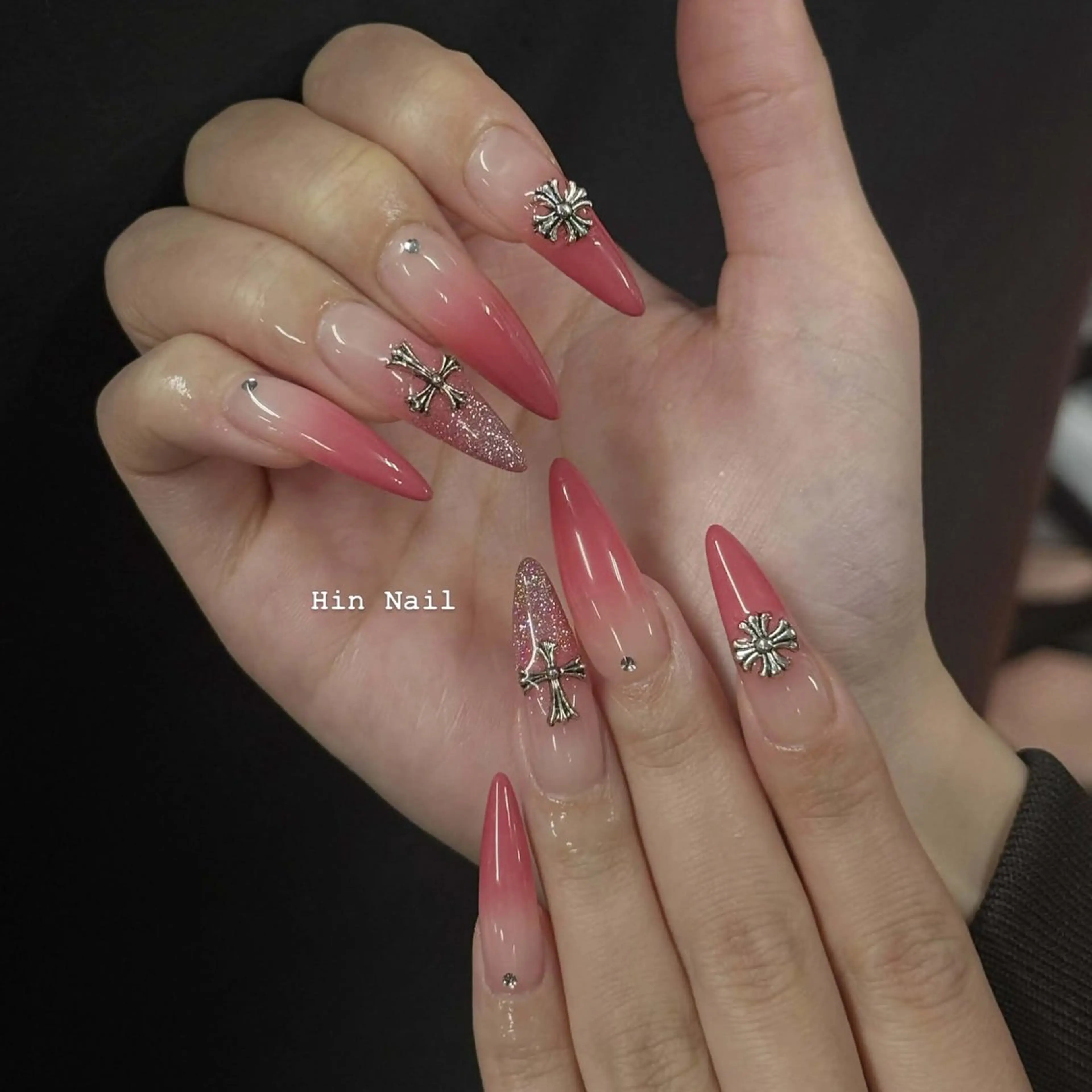 ネイル ハンドネイル HIN NAILのネイルデザイン