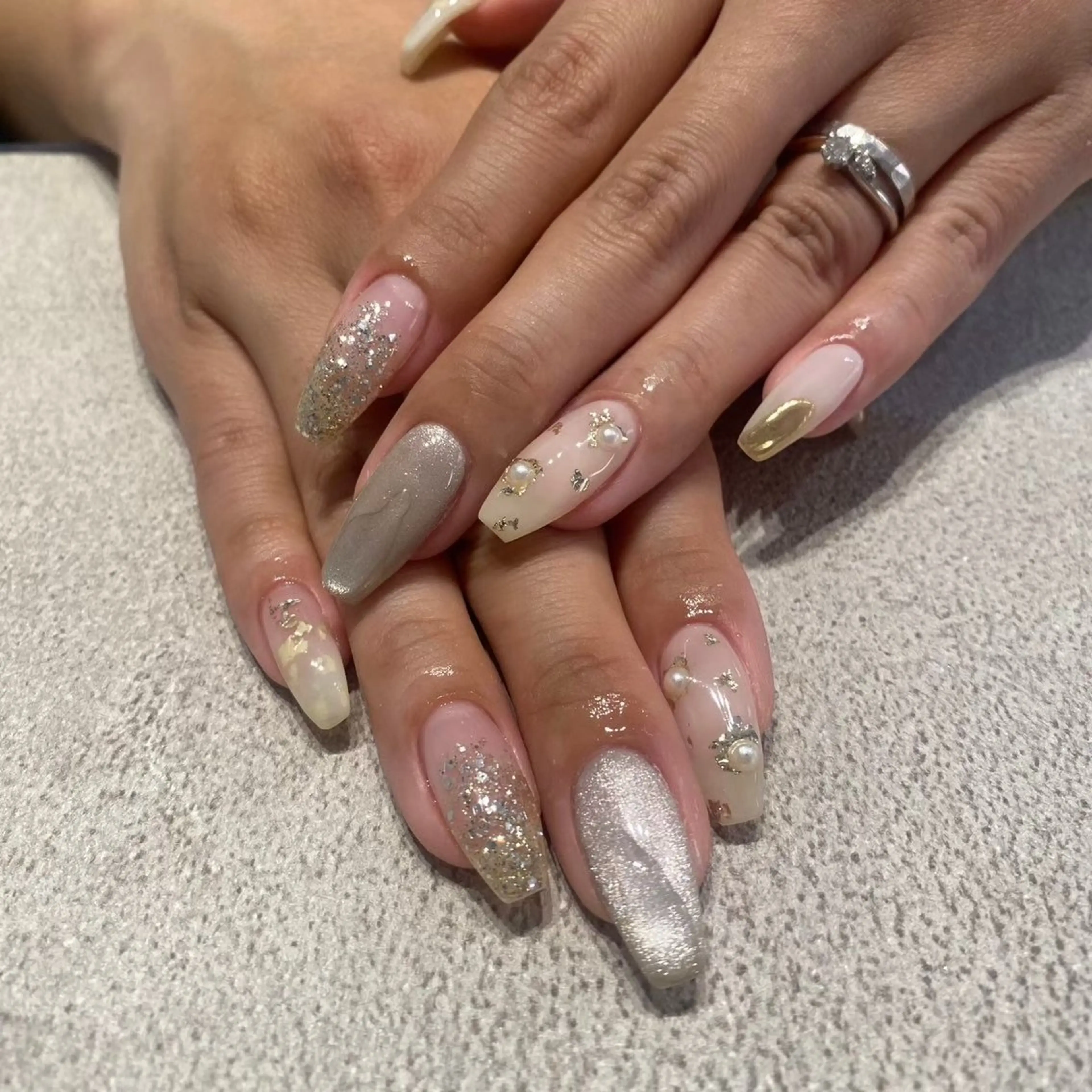 ネイル ハンドネイル REINA W【今福鶴見店】のネイルデザイン