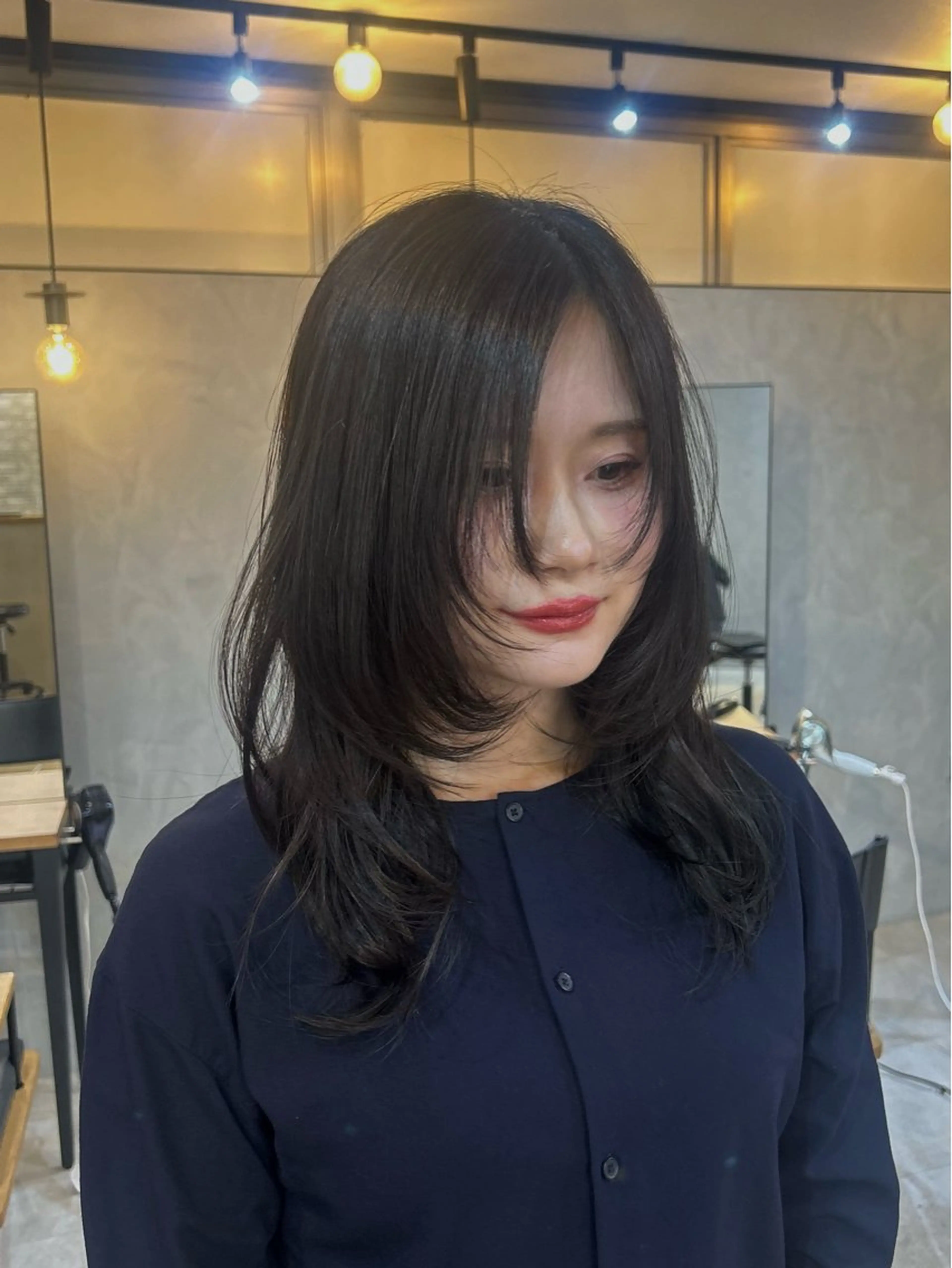 ミディアム nanako /レイヤーカットのヘアスタイル