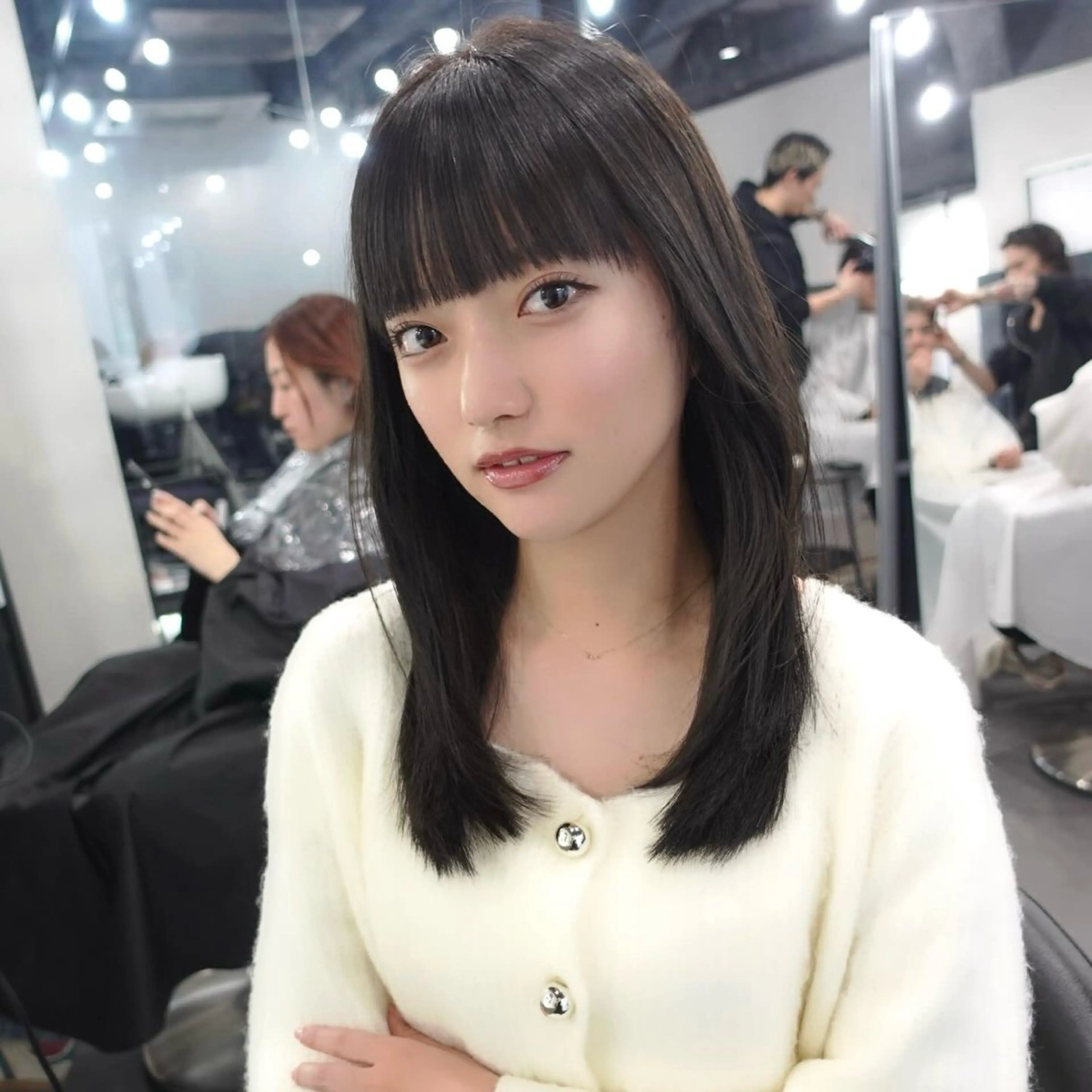 ミディアム レイヤーカット 縮毛矯正 カット 縮毛矯正 レイヤー/韓国ボブ レイヤーボブ/住吉のヘアスタイル