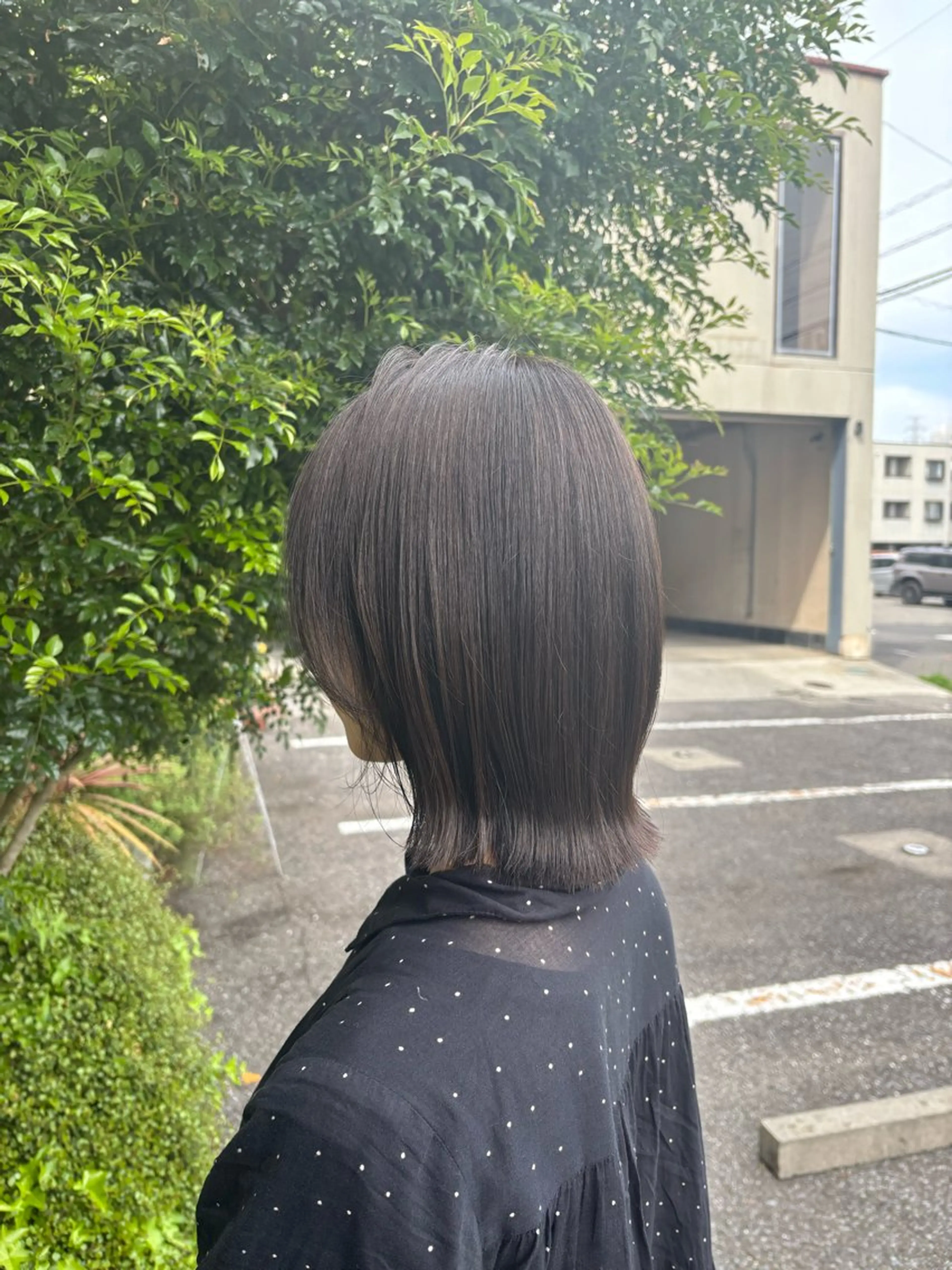 ミディアム カット ヘアカラー 三國 栞音のヘアスタイル