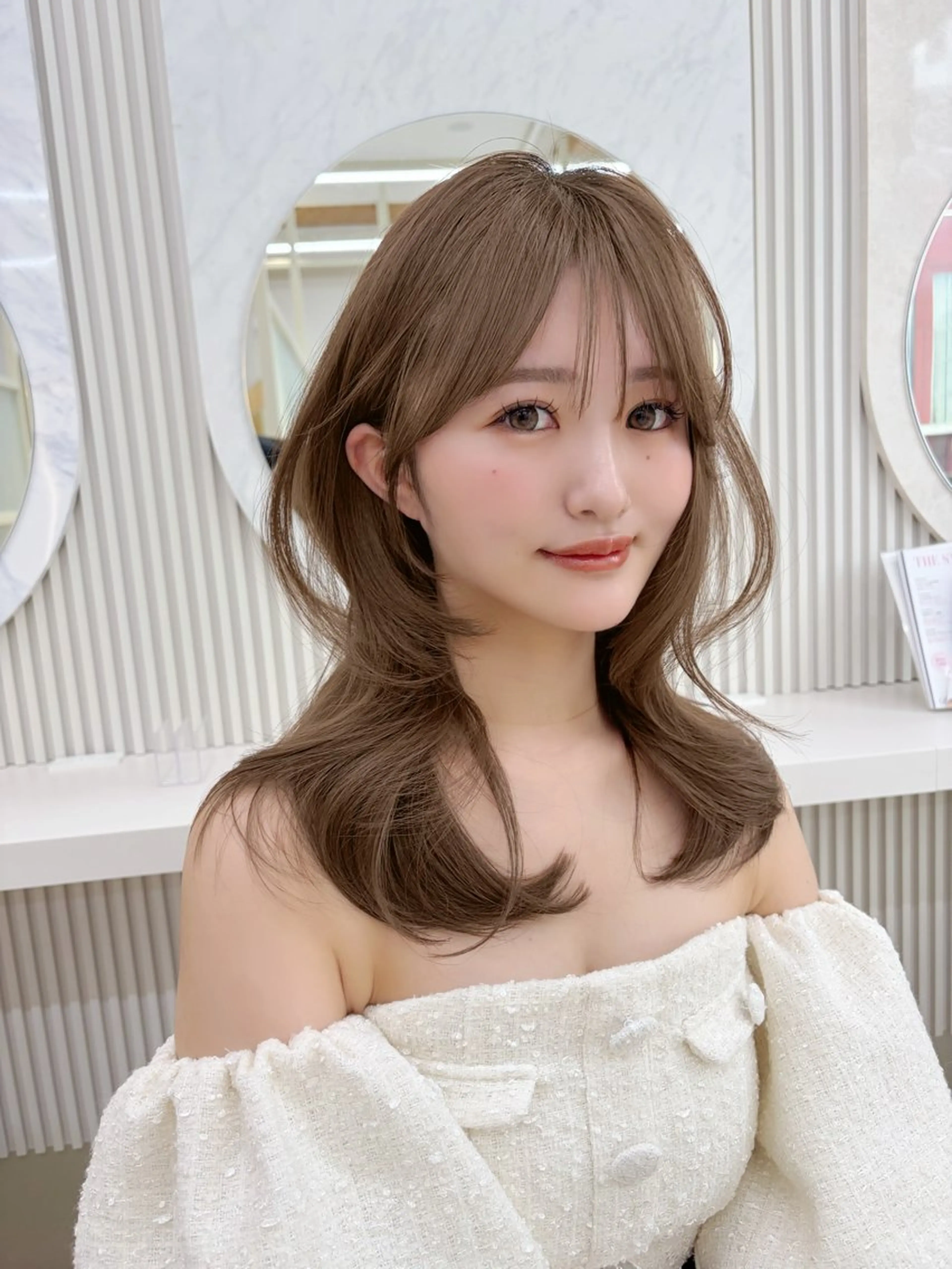 ミディアム カット ヘアカラー トリートメント oto🤍×美髪× ゆるふわレイヤーのヘアスタイル