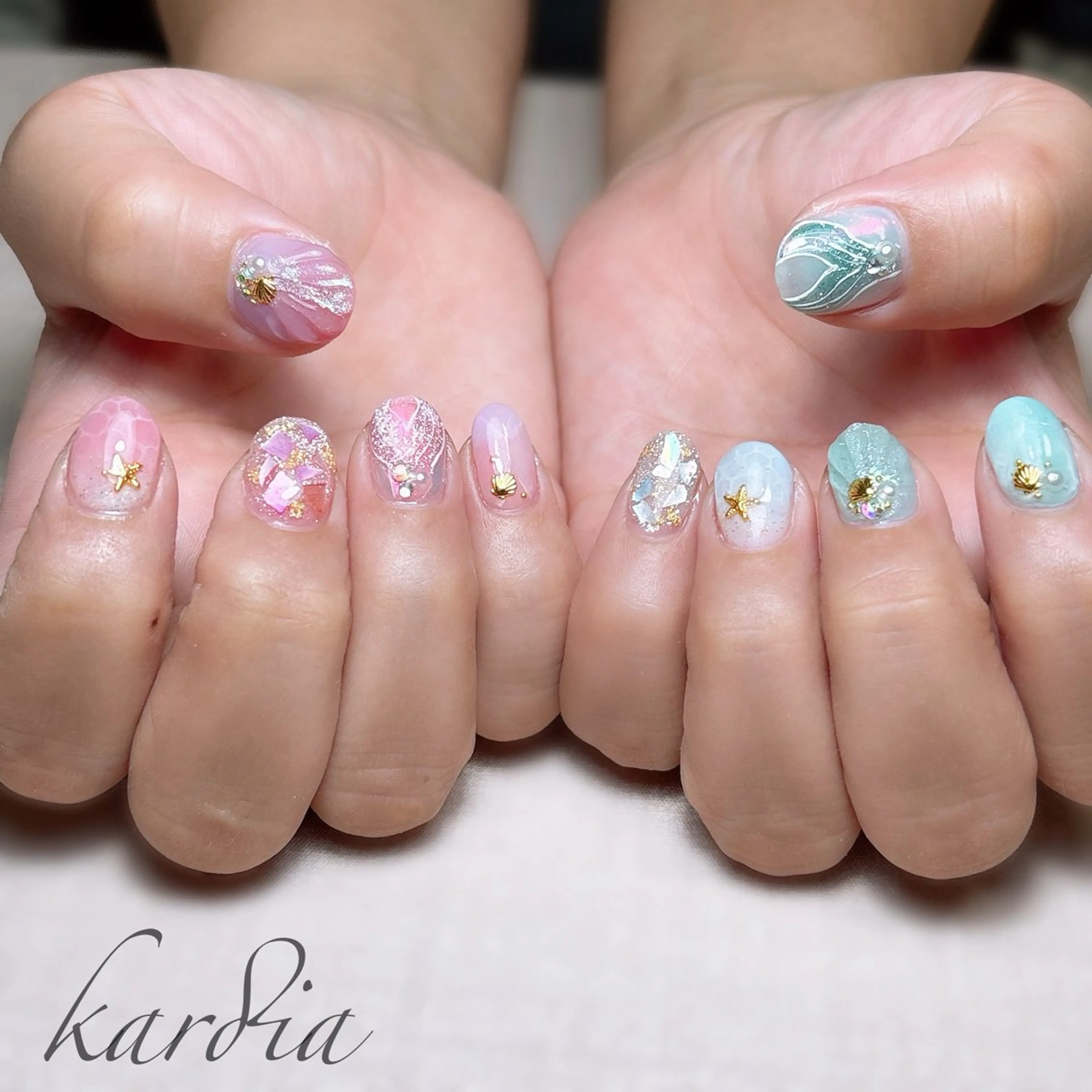 ネイル καρδιά -ｶﾙﾃﾞｨｱ-のネイルデザイン