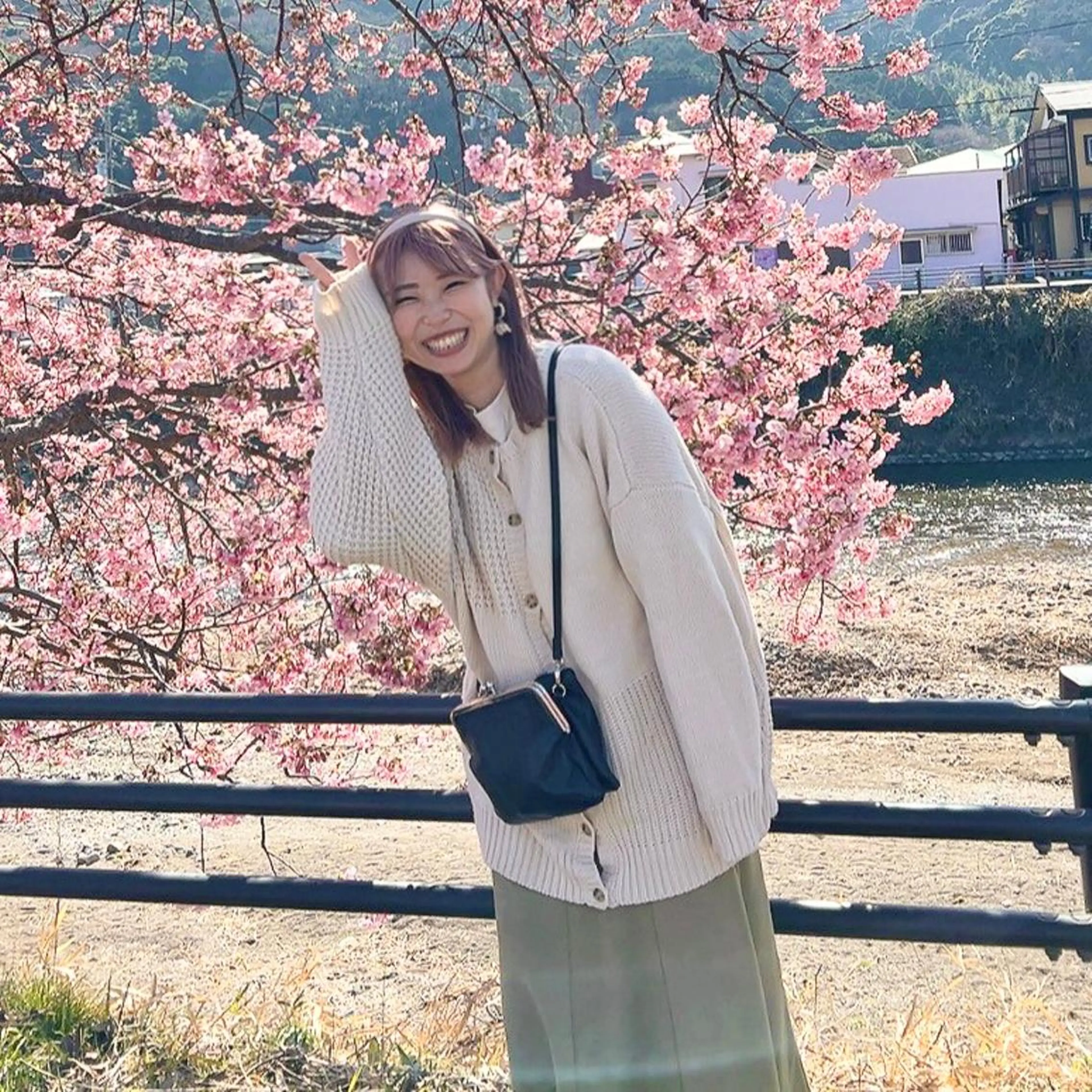 セミロング カラー ヘアアレンジ ヘアカラー トリートメント ハイトーンピンク🍑 ブリーチ🍑RINAのヘアスタイル