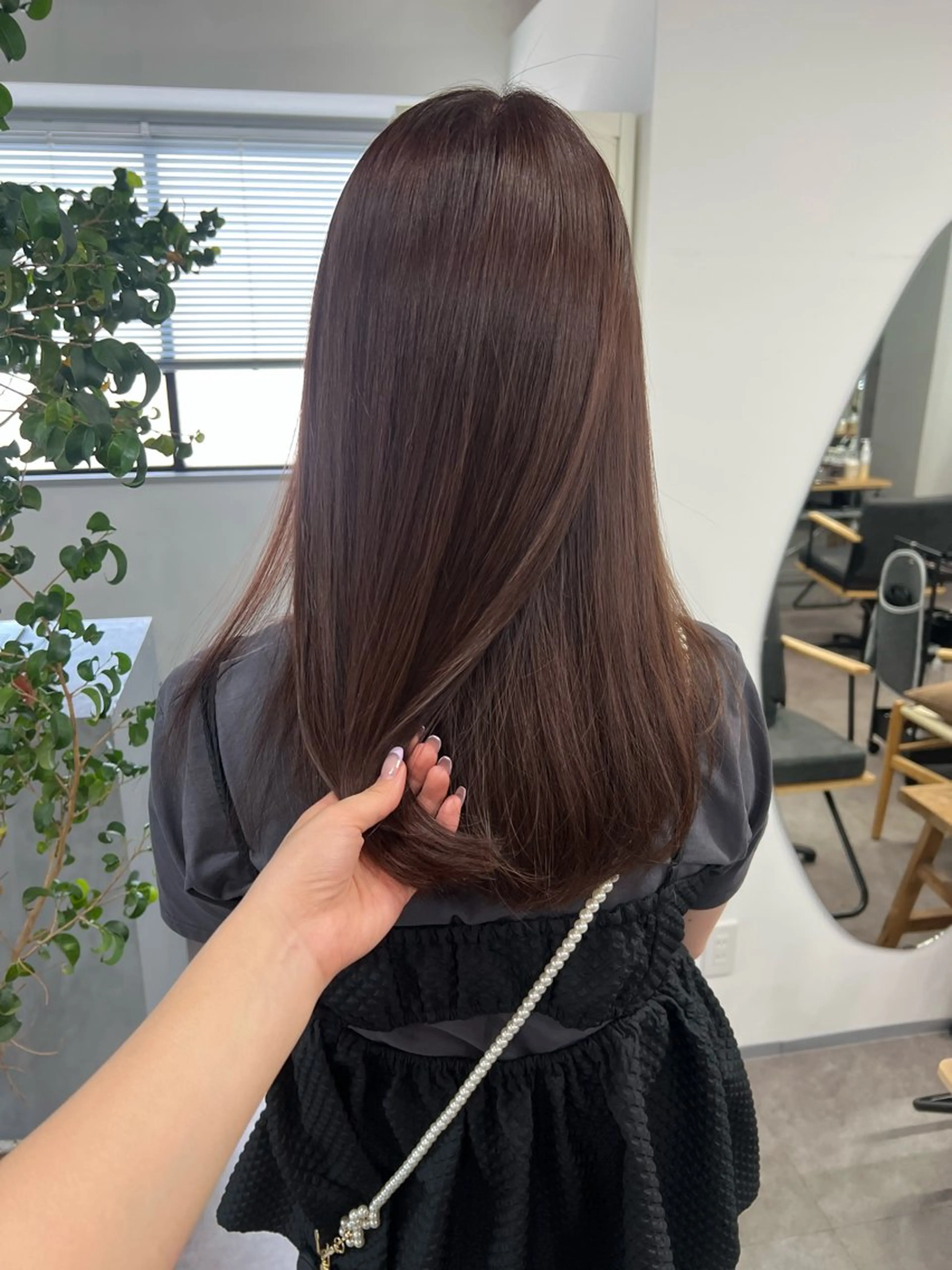 セミロング カット ヘアカラー トリートメント hikaru💘髪質 改善 透明感カラーのヘアスタイル