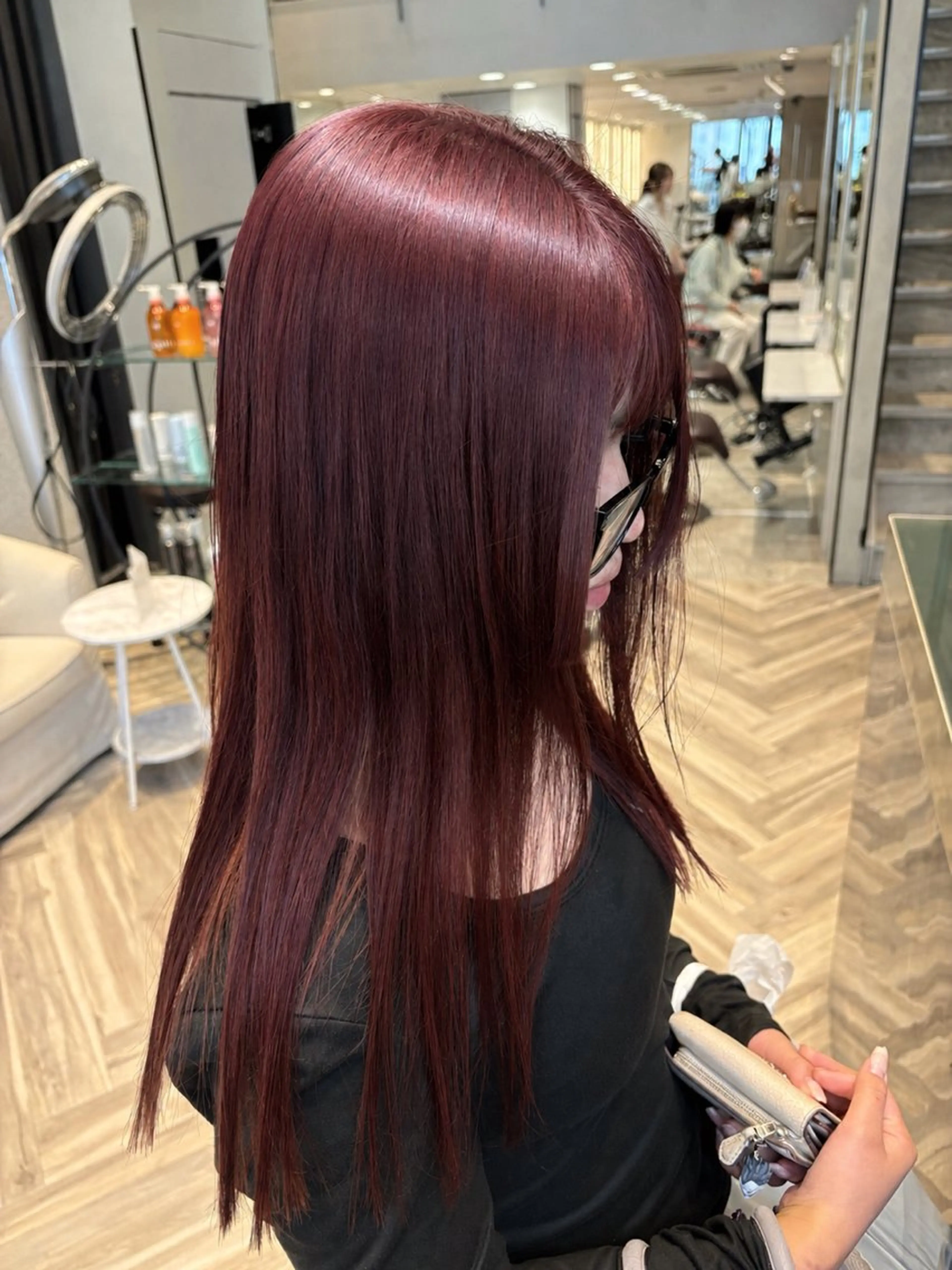 ロング カラー ボルドーカラー 透明感カラー カット ヘアカラー トリートメント 李 文のヘアスタイル