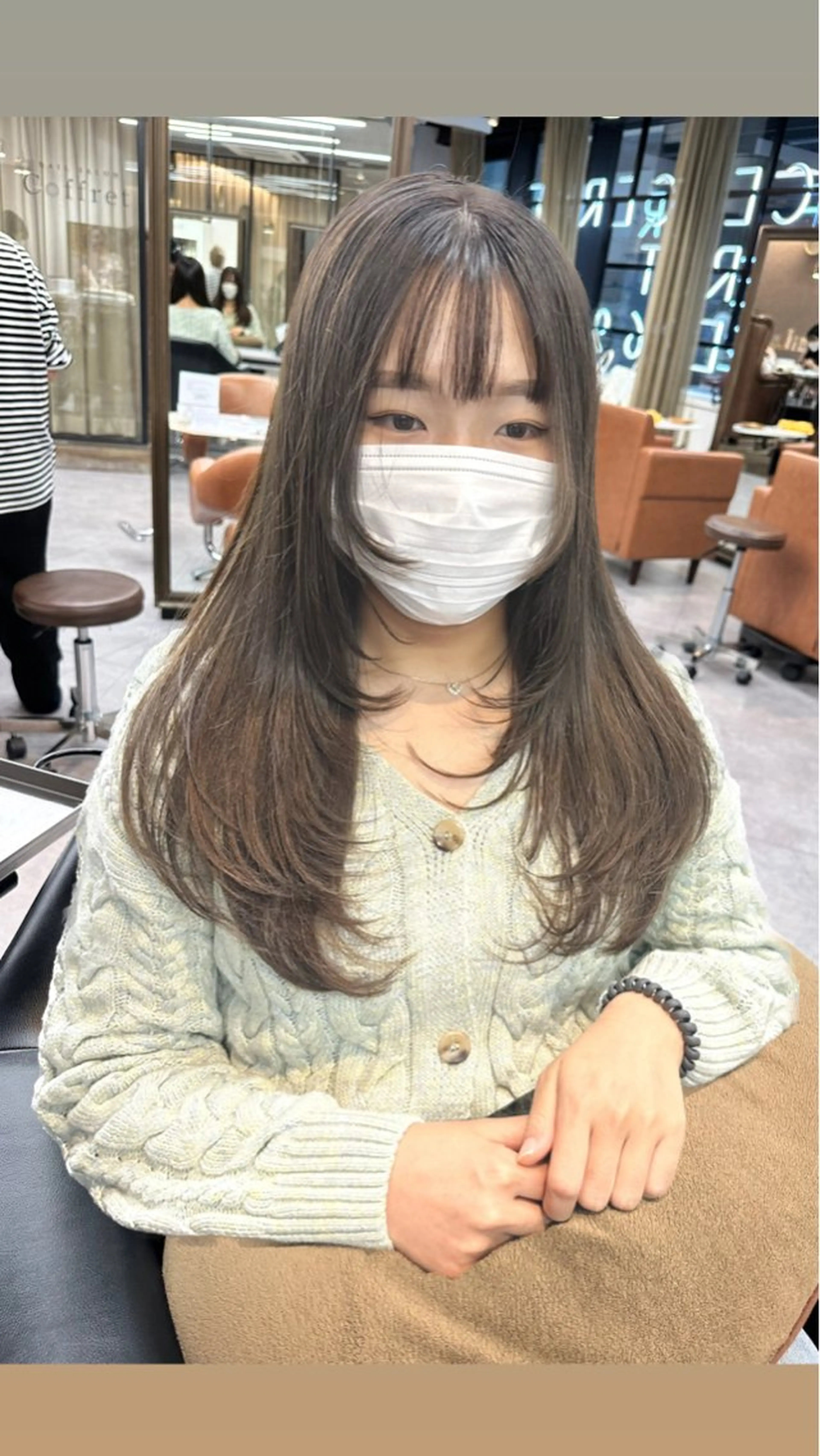 ロング カラー ヘアアレンジ ウルフとハイトーン みっちー✂️のヘアスタイル