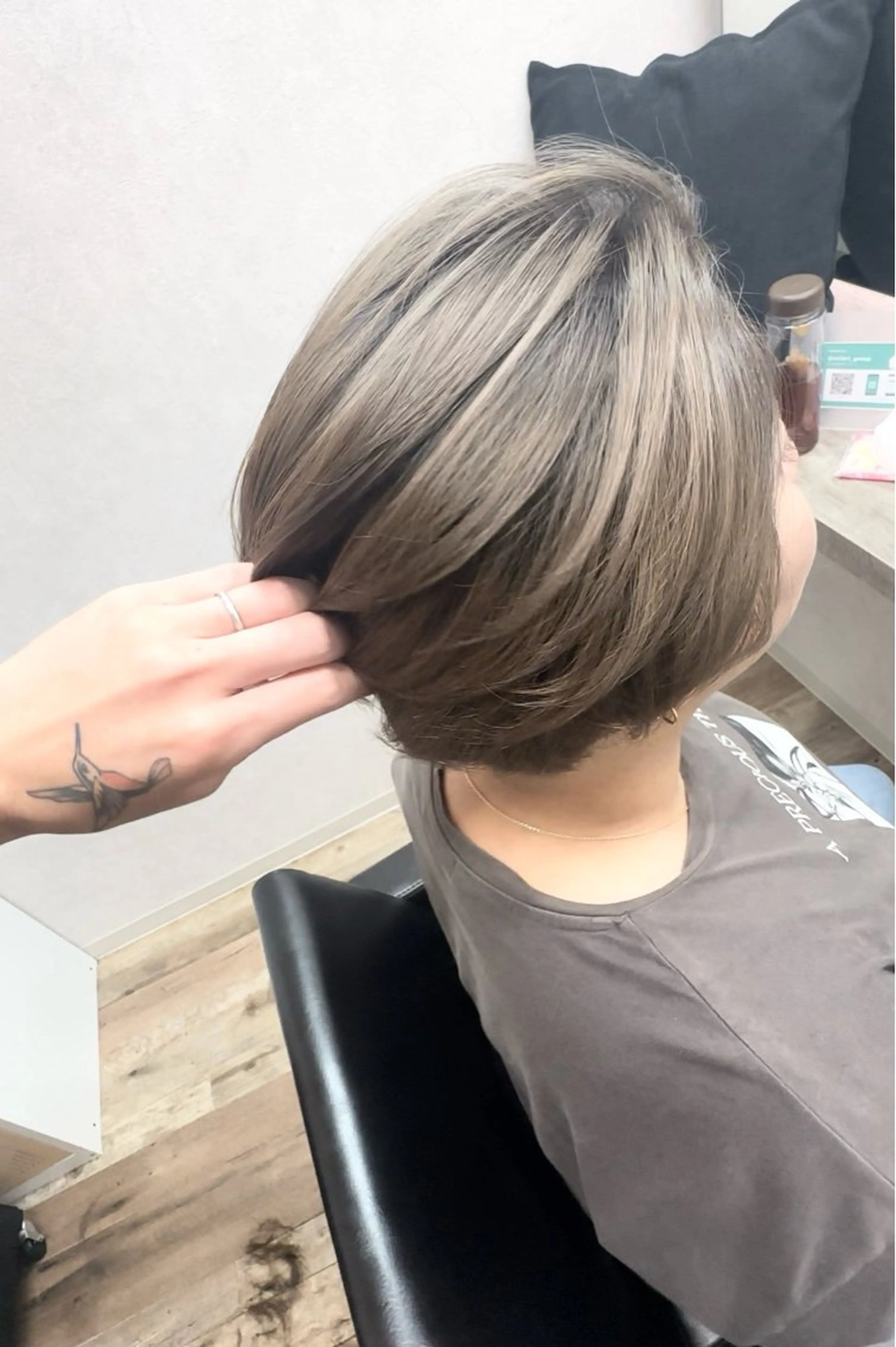 ショート カラー 柳井 健太のヘアスタイル