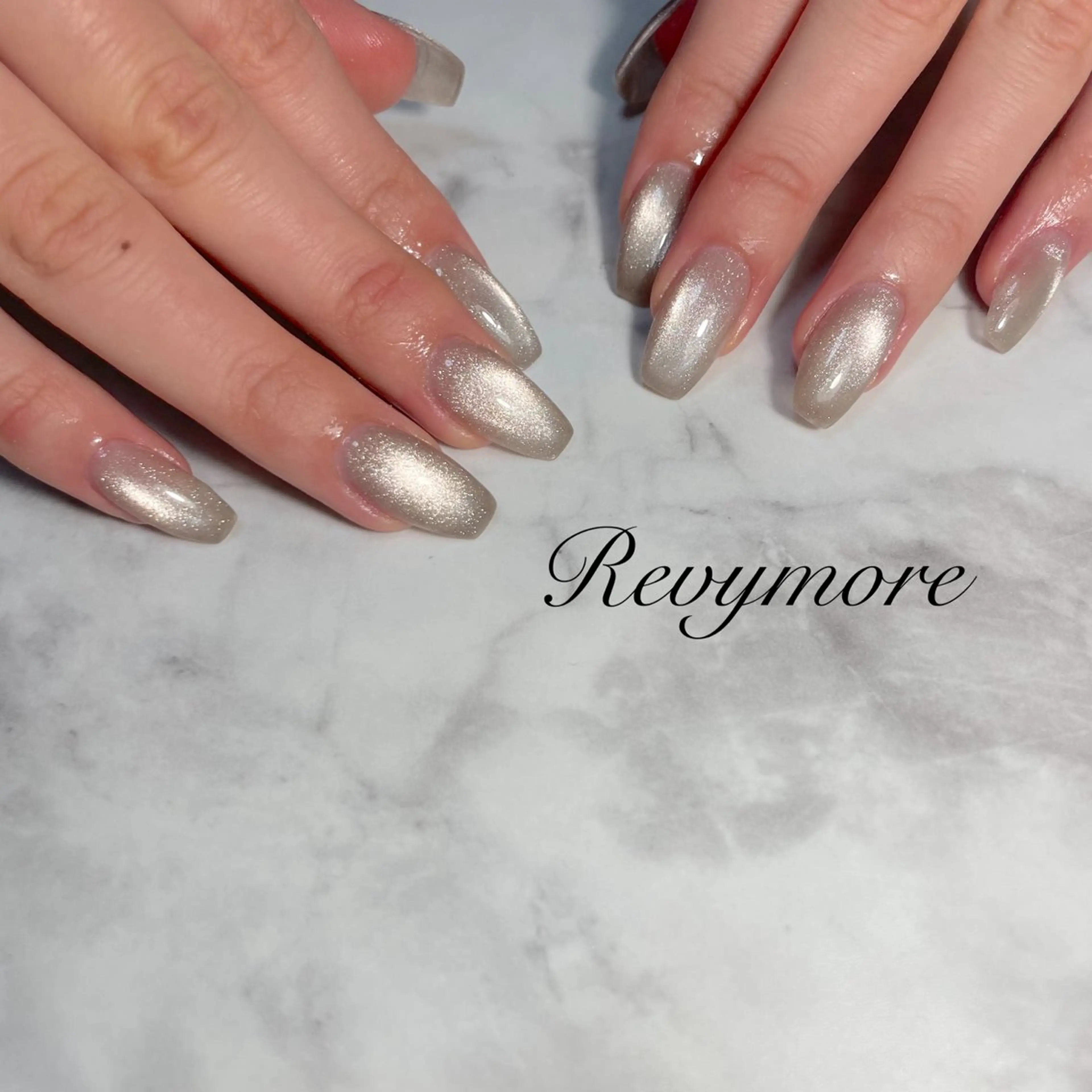 ネイル 成人式 ジェルネイル 韓国ネイル マグネットネイル ニュアンスネイル ハンドネイル フットネイル nail salon Revymoreのネイルデザイン