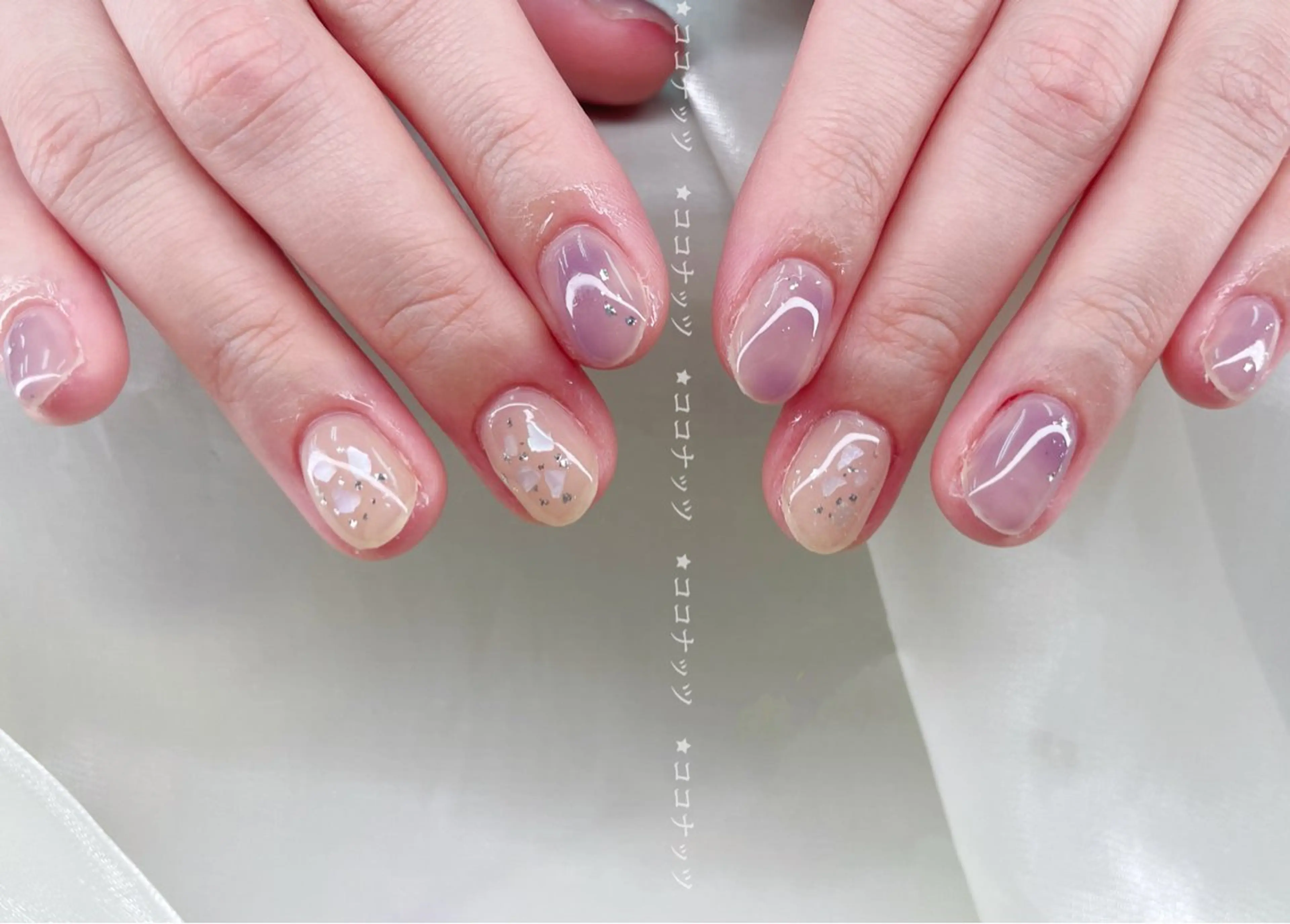 ネイル べっ甲ネイル フレンチネイル キラキラネイル マグネットネイル 大理石ネイル(マーブル) ハンドネイル 神田 ココナッツのネイルデザイン