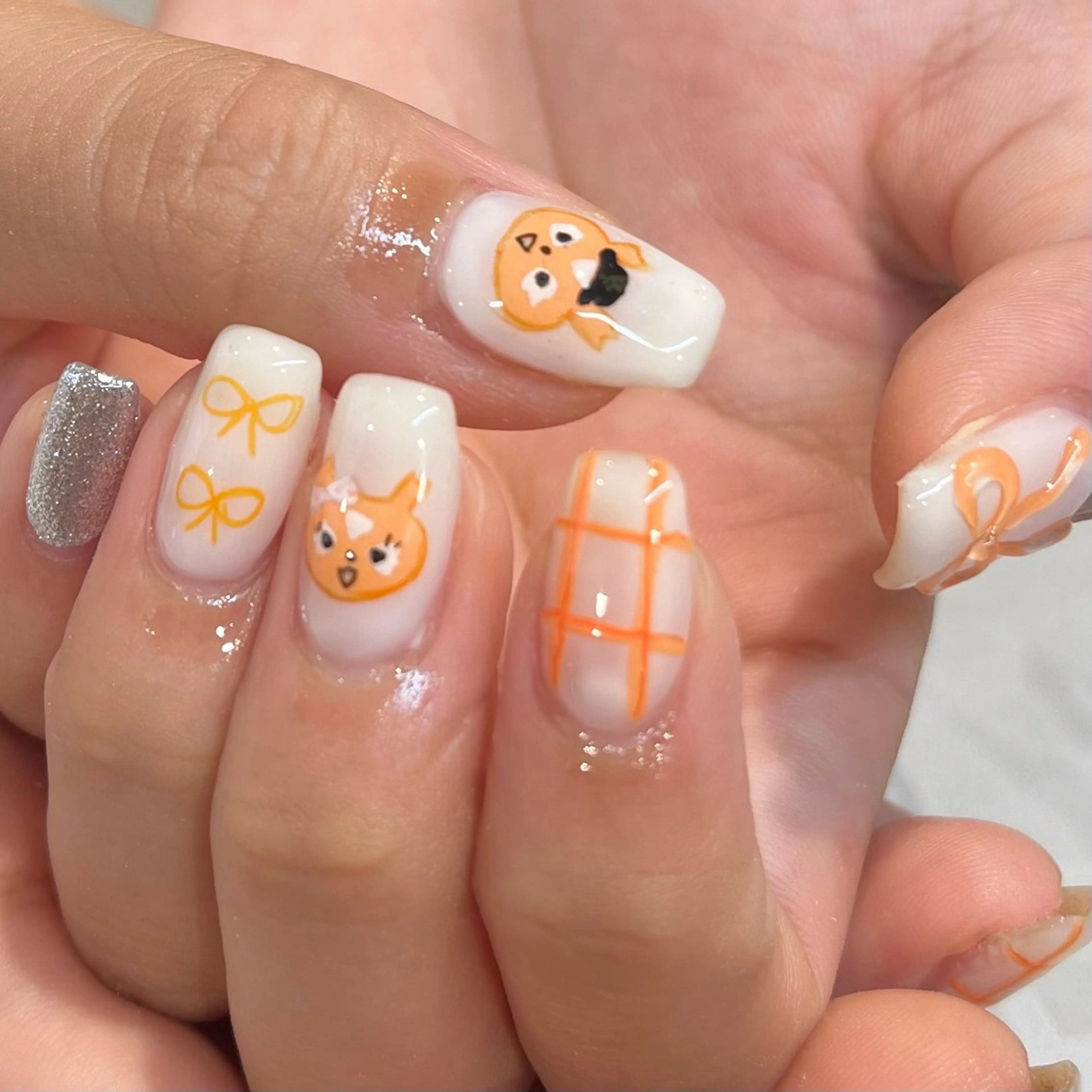 ネイル 内田 里穂のネイルデザイン