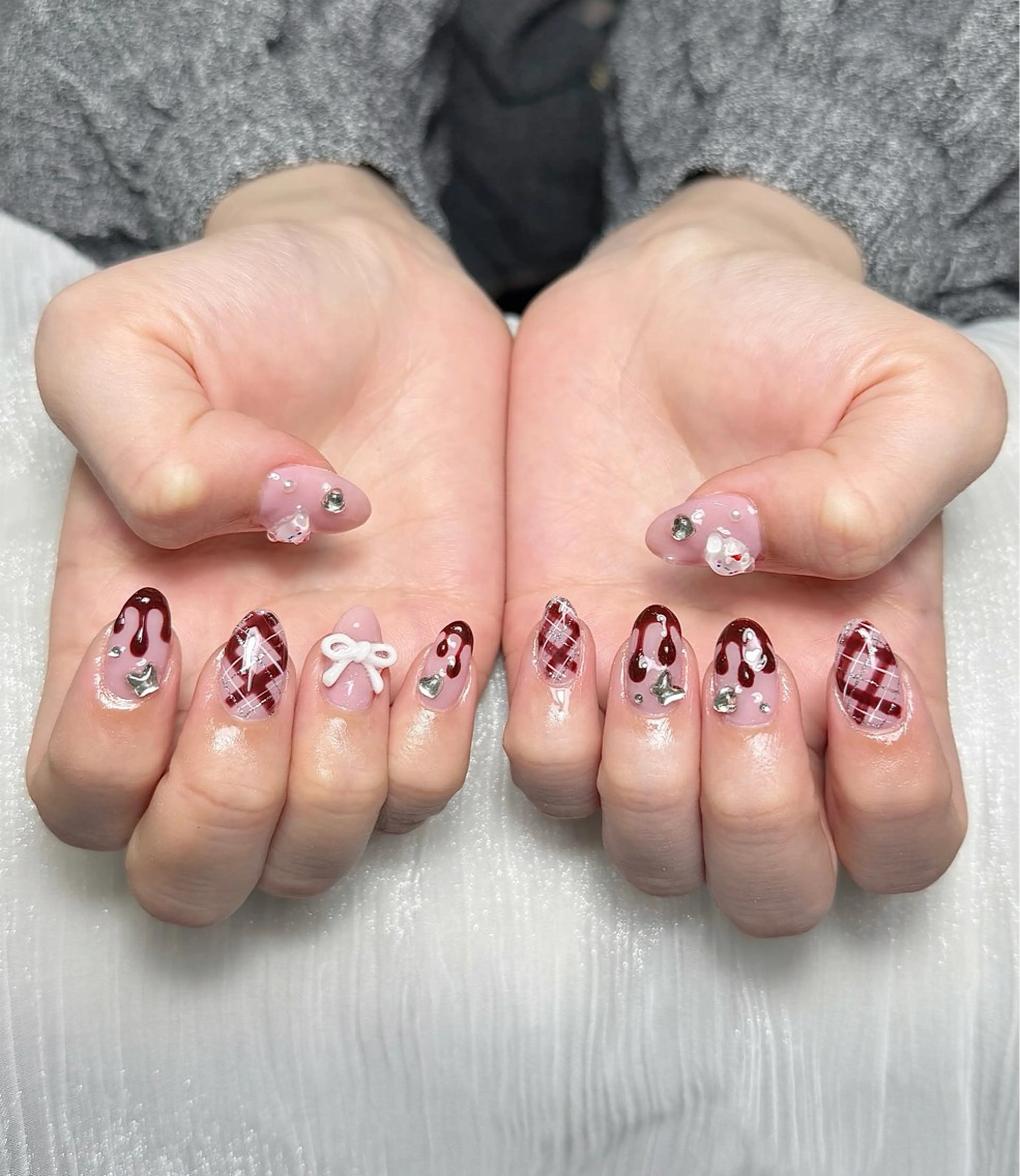 ネイル アートネイル ジェルネイル マグネットネイル ニュアンスネイル シンプルネイル ハンドネイル Ryu Nail NekoChanのネイルデザイン