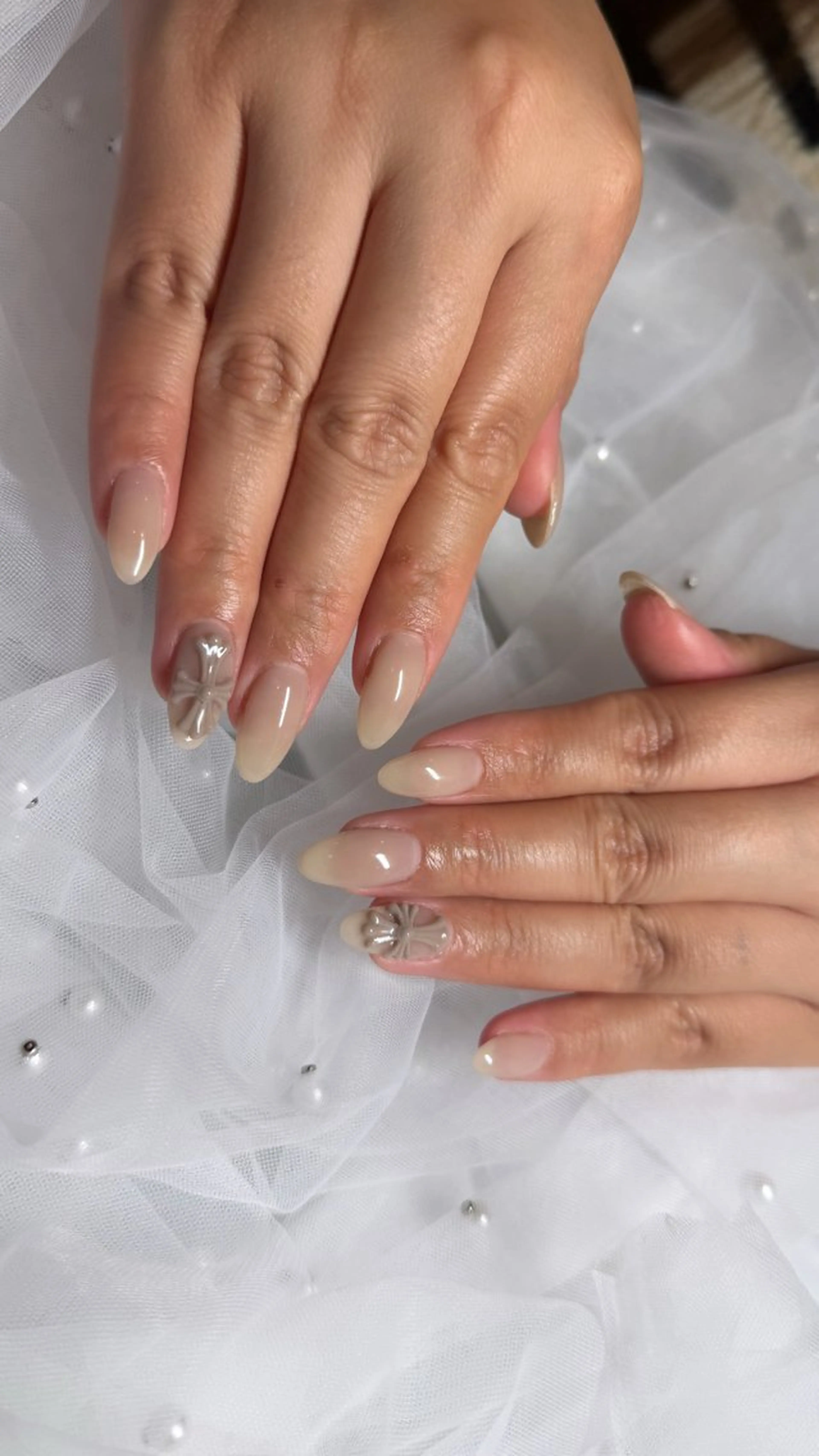 ミディアム ハンドネイル essornail_ arinのネイルデザイン