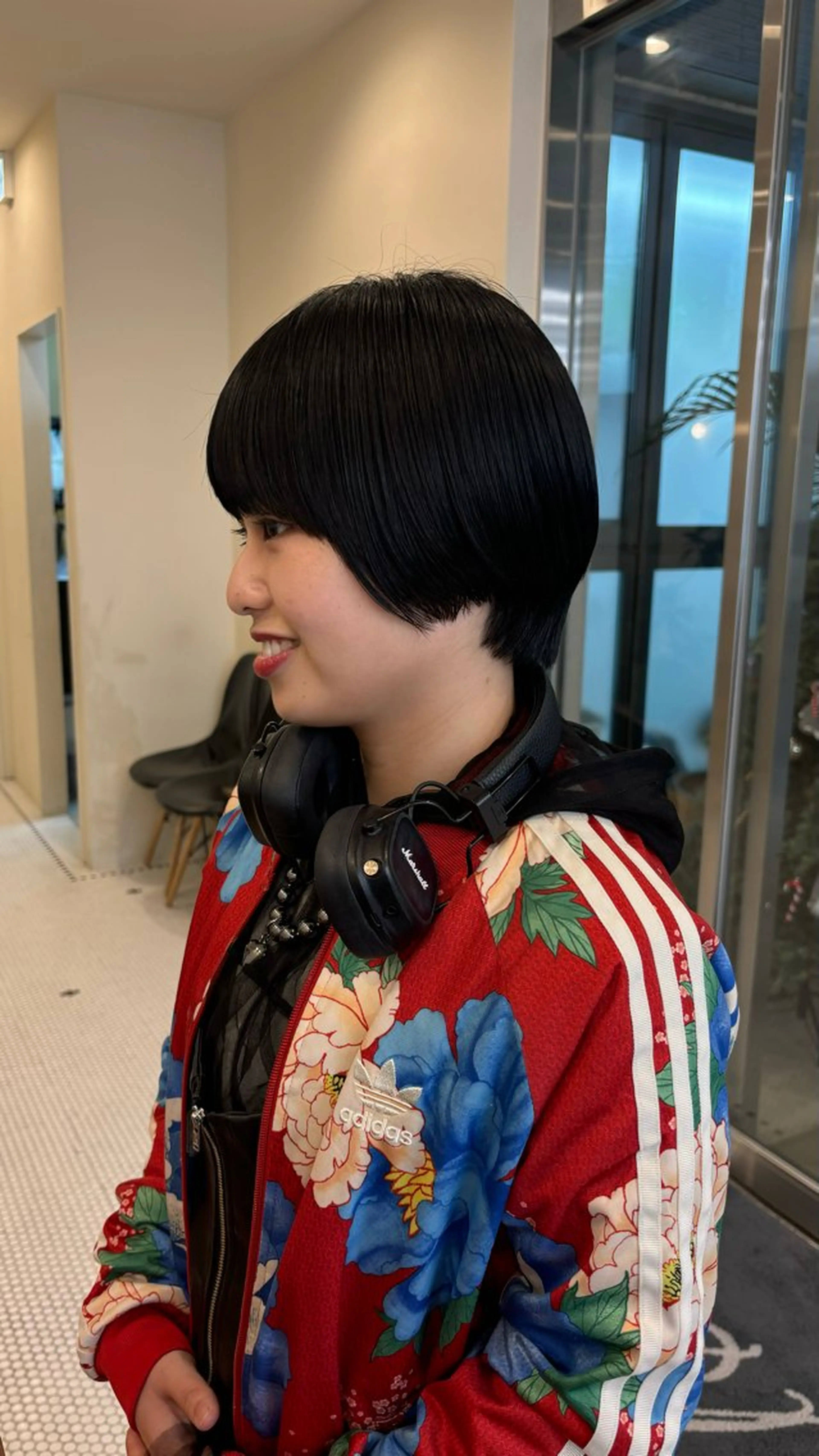 ショート よこやま なぎさのヘアスタイル