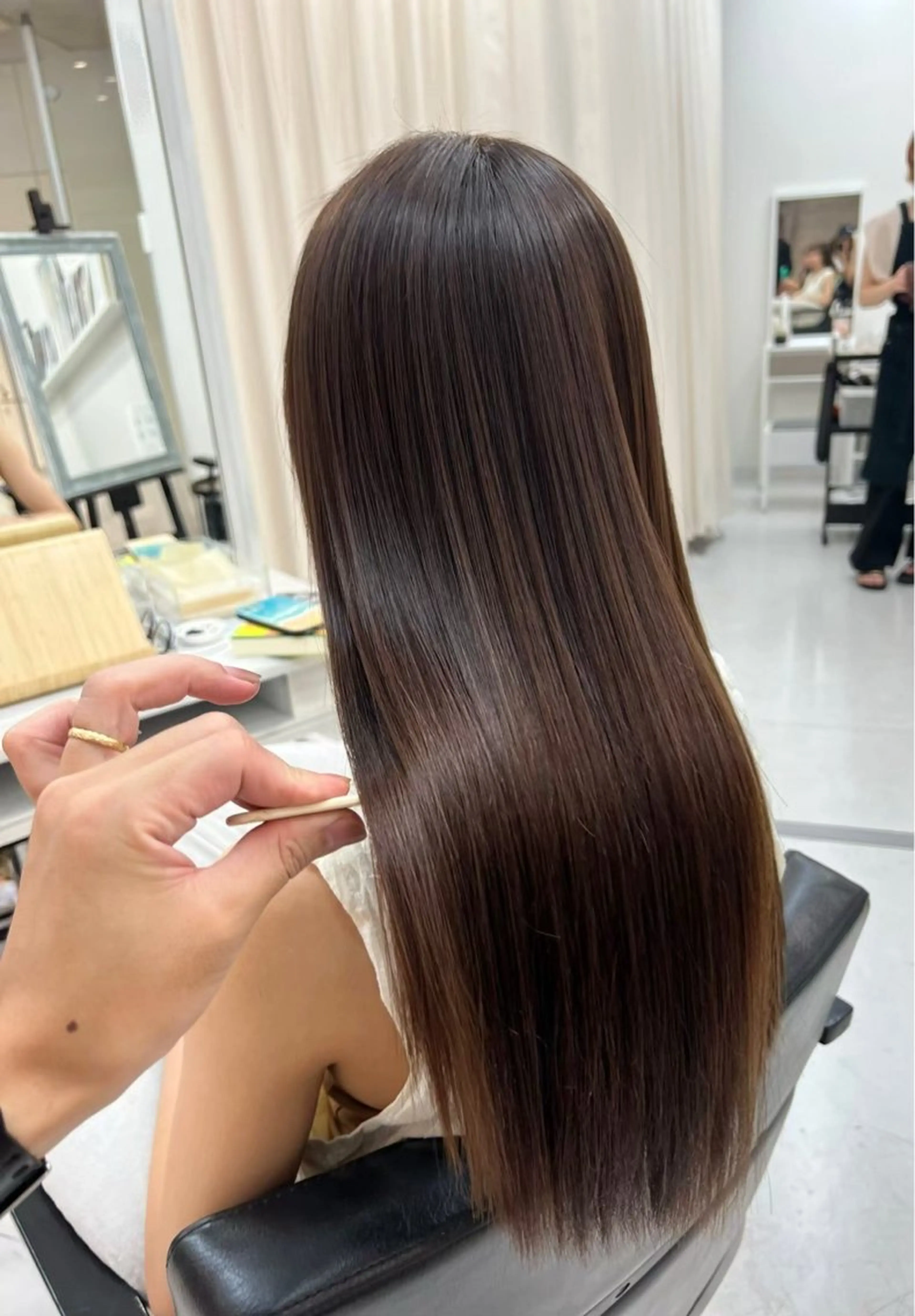 カラー 田島拓海 ボブカットのヘアスタイル